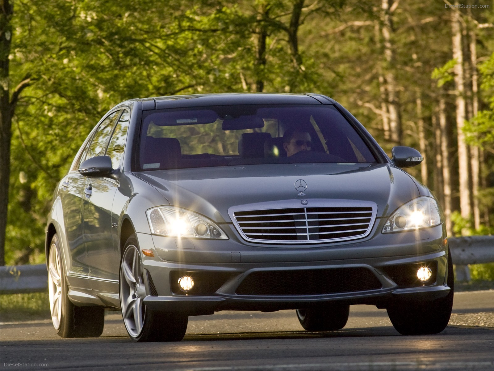 2009 Mercedes-Benz AMG S63