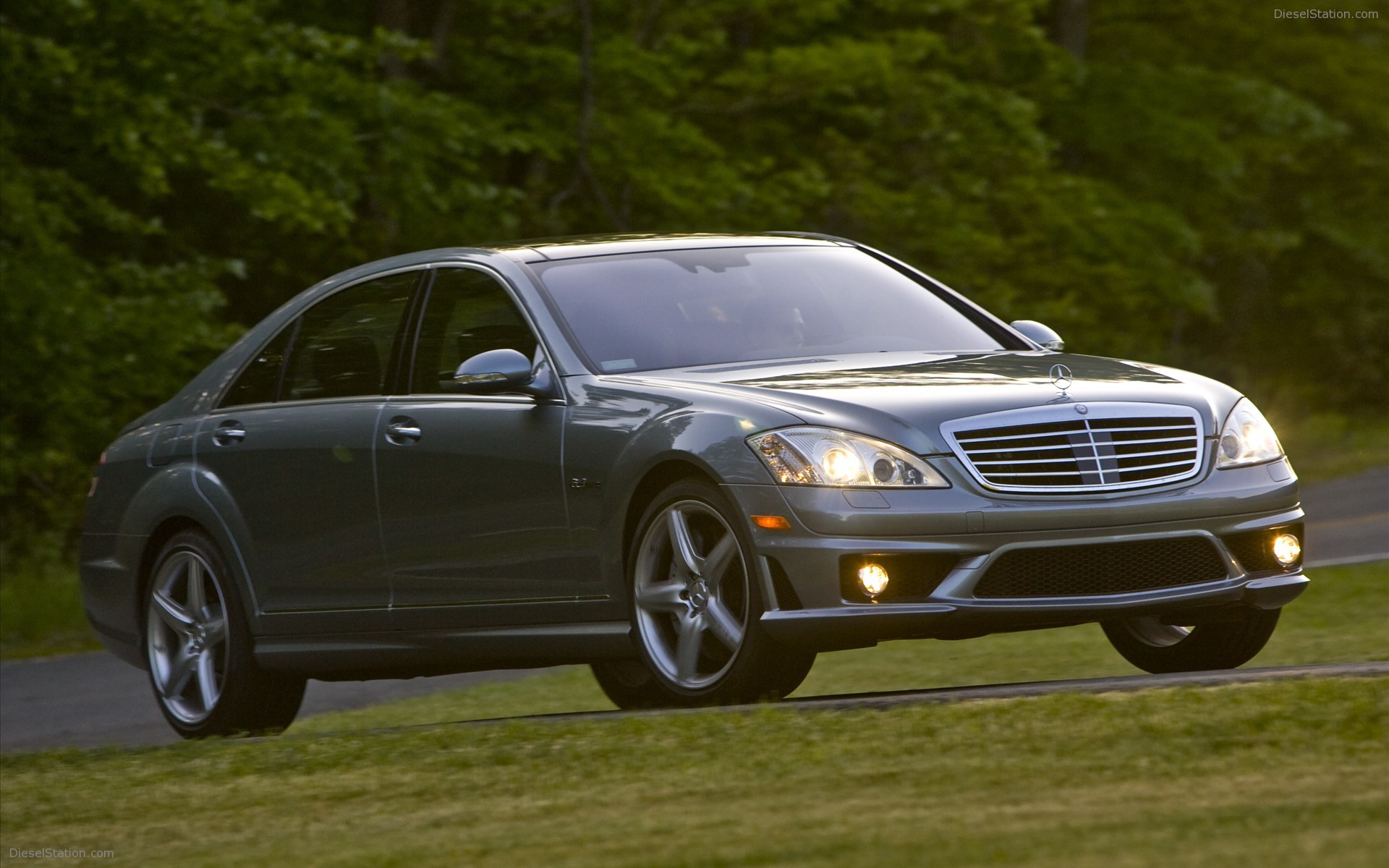 2009 Mercedes-Benz AMG S63