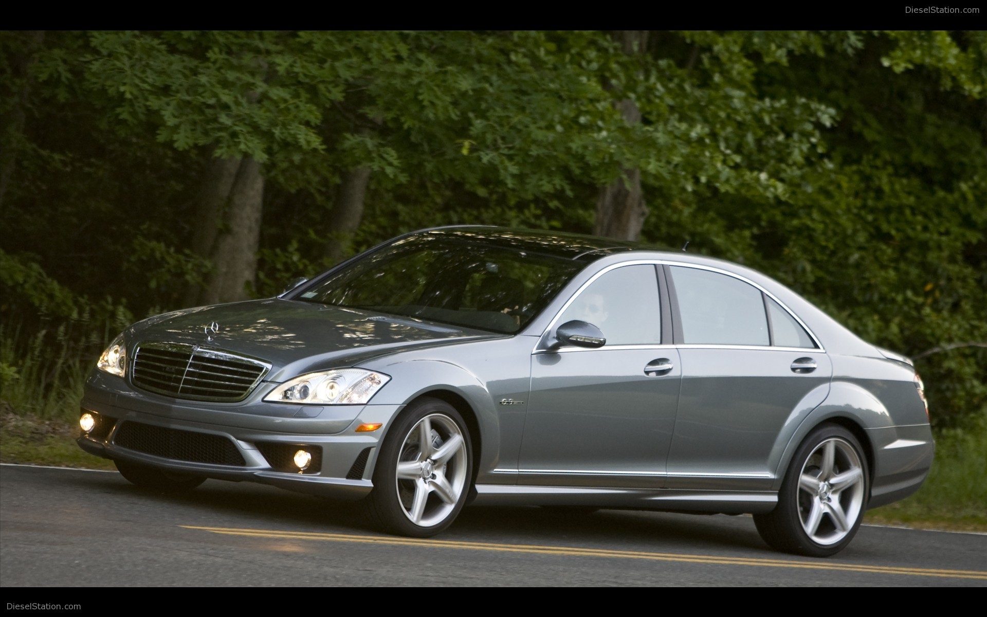 2009 Mercedes-Benz AMG S63