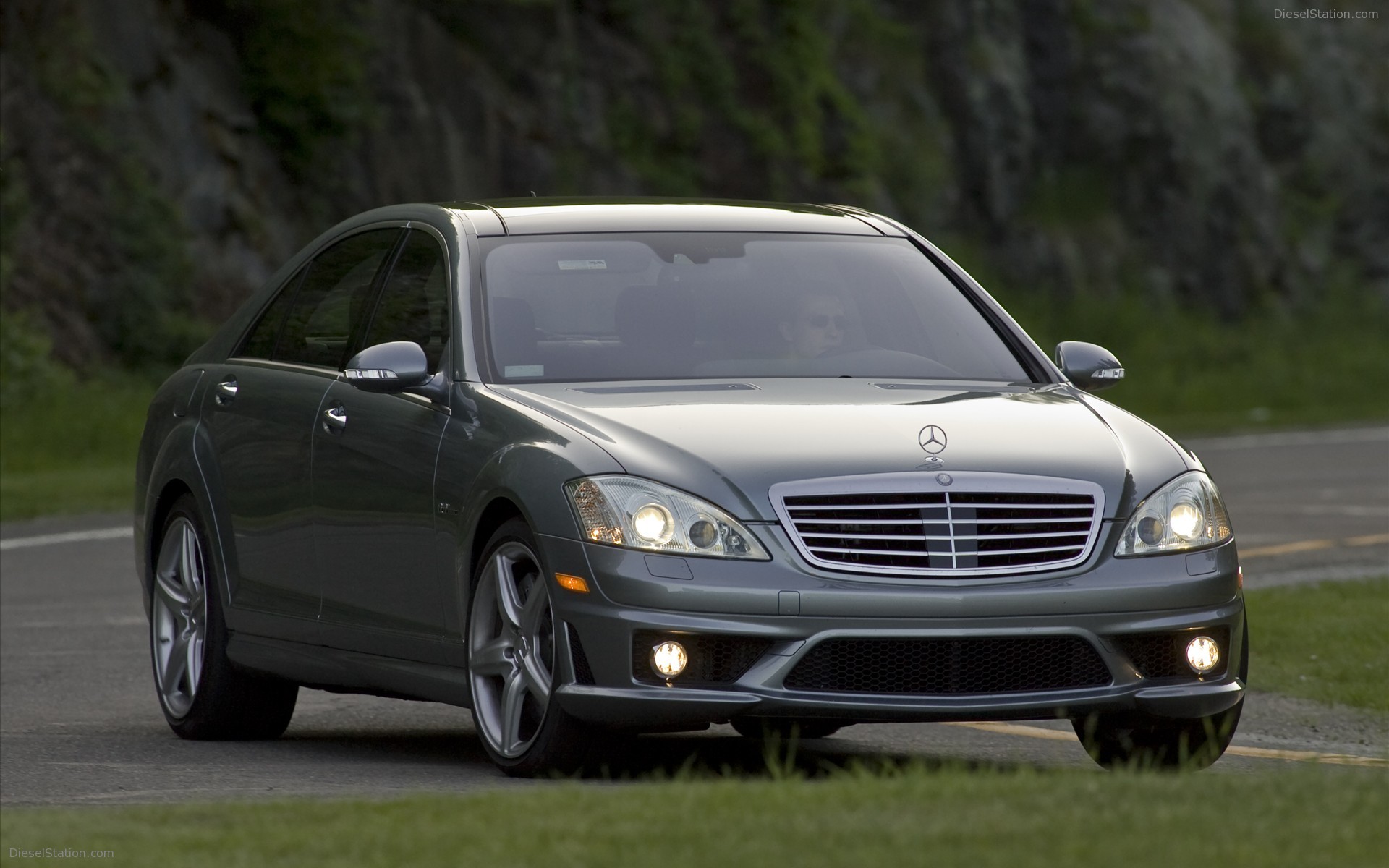 2009 Mercedes-Benz AMG S63