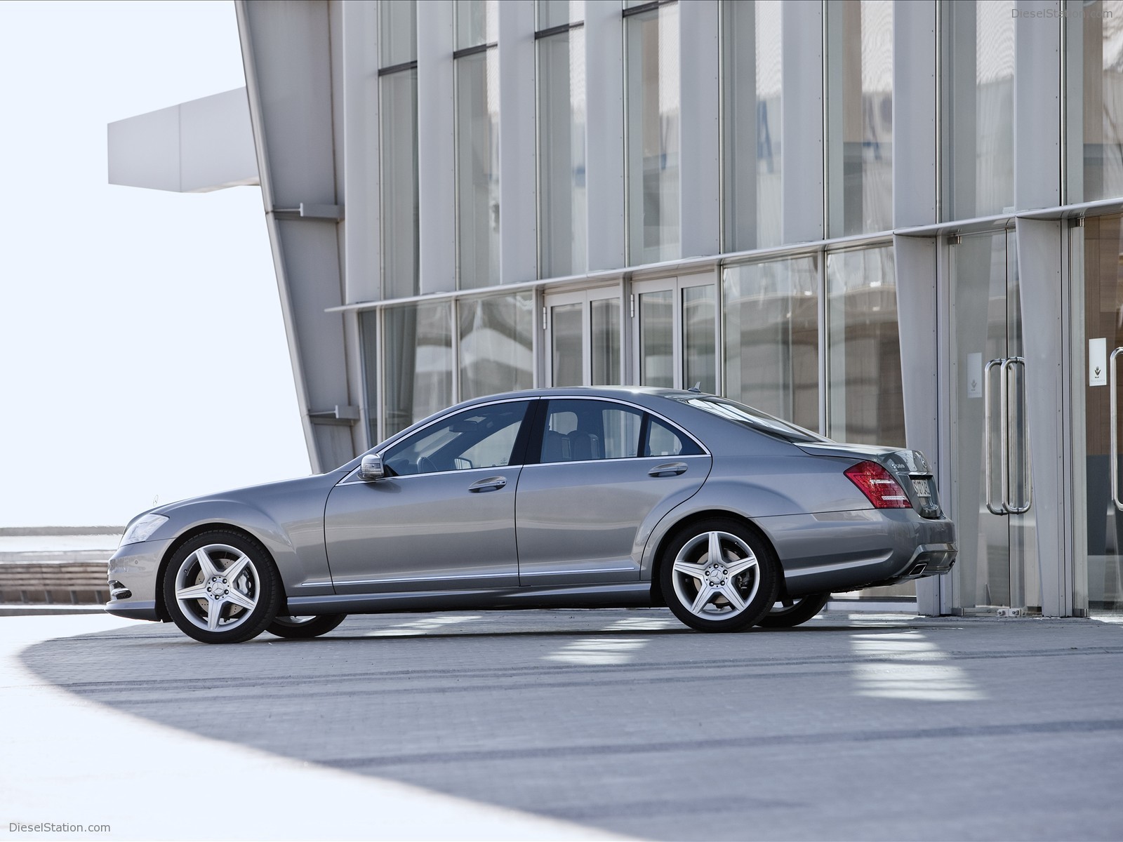 2010 Mercedes Benz CL Class AMG Sports Package