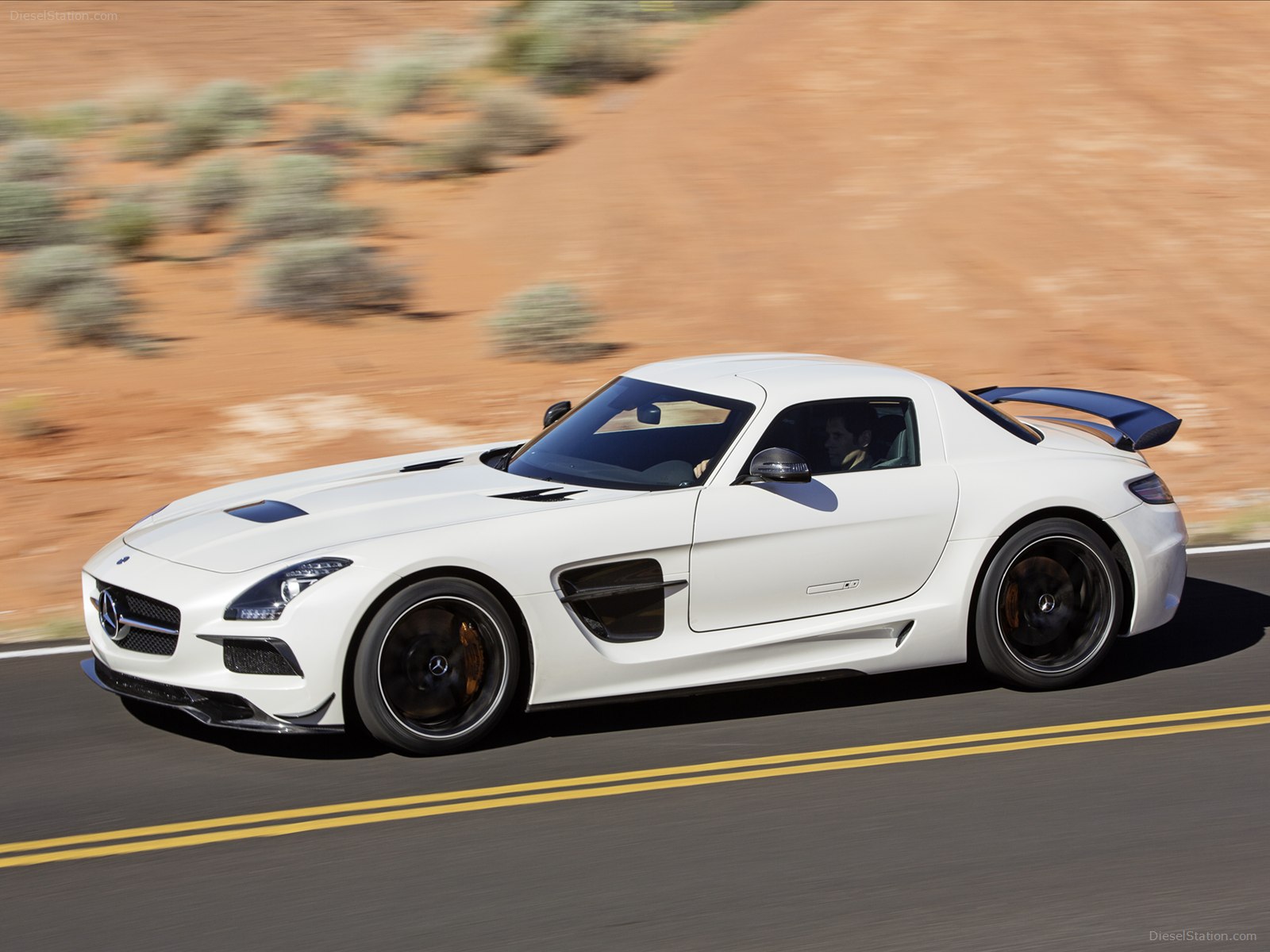 Mercedes-Benz SLS AMG Black Series 2014
