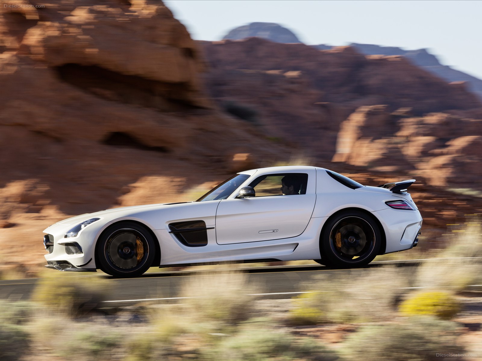 Mercedes-Benz SLS AMG Black Series 2014