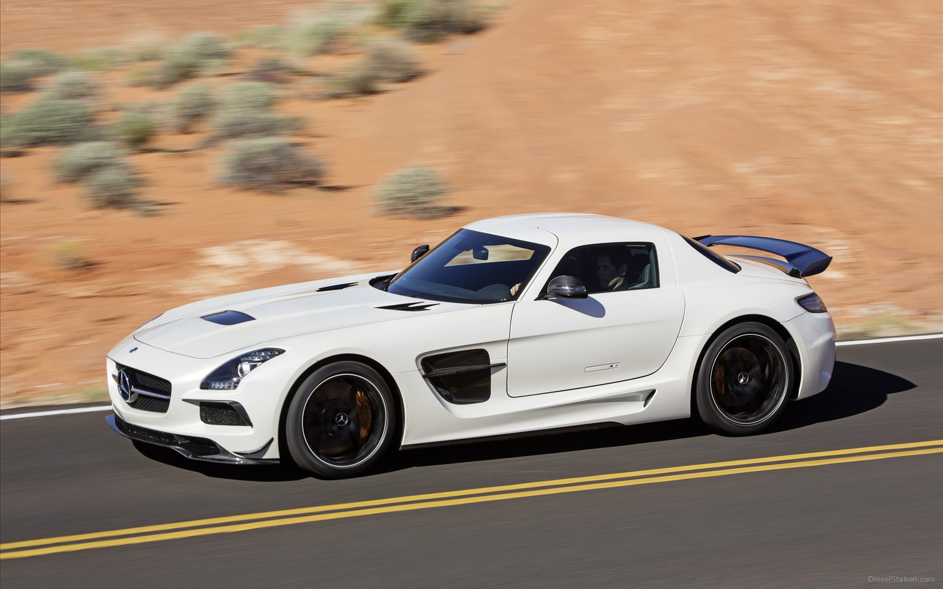 Mercedes-Benz SLS AMG Black Series 2014