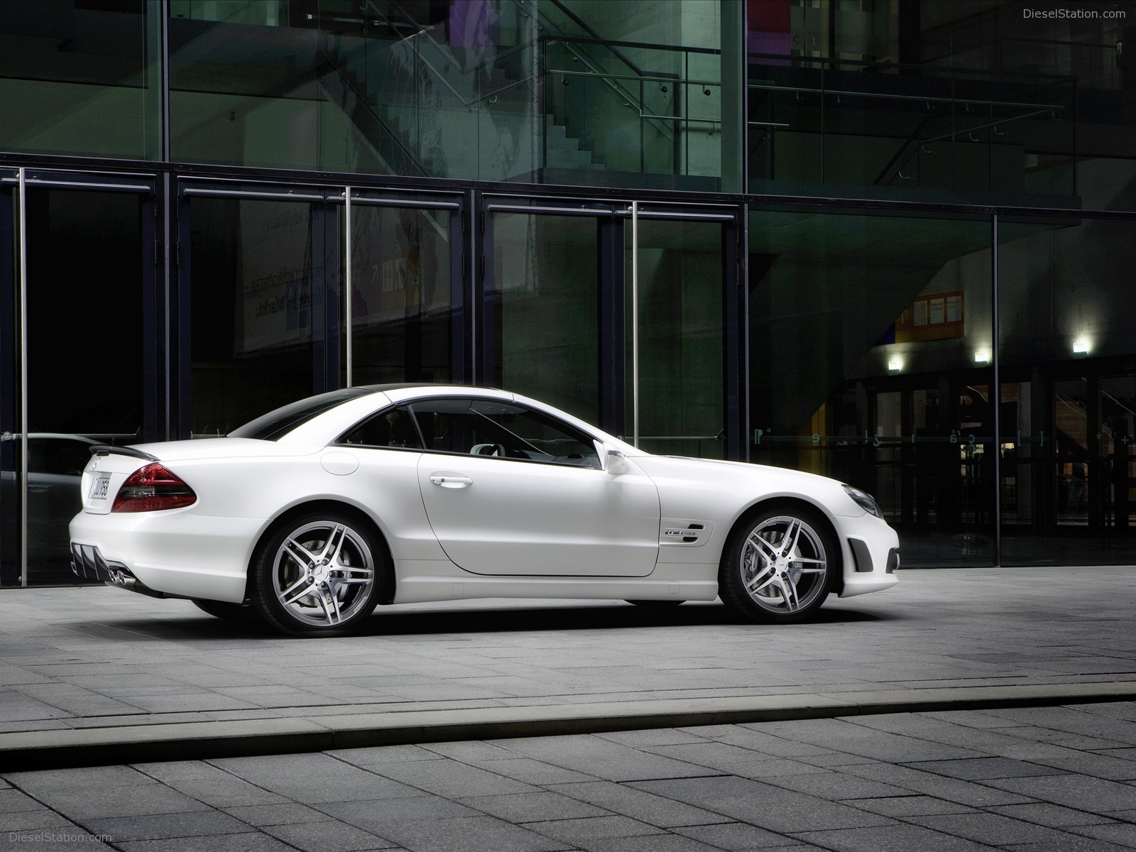 2009 Mercedes-Benz SL63 AMG Edition IWC 2009 Mercedes-Benz SL63 AMG Edition IWC