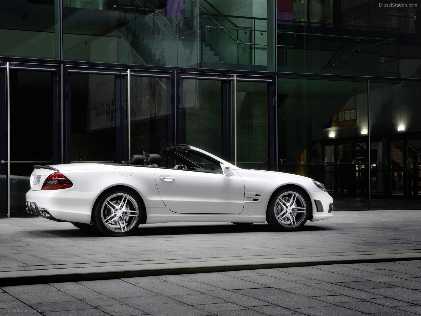 2009 Mercedes-Benz SL63 AMG Edition IWC 2009 Mercedes-Benz SL63 AMG Edition IWC