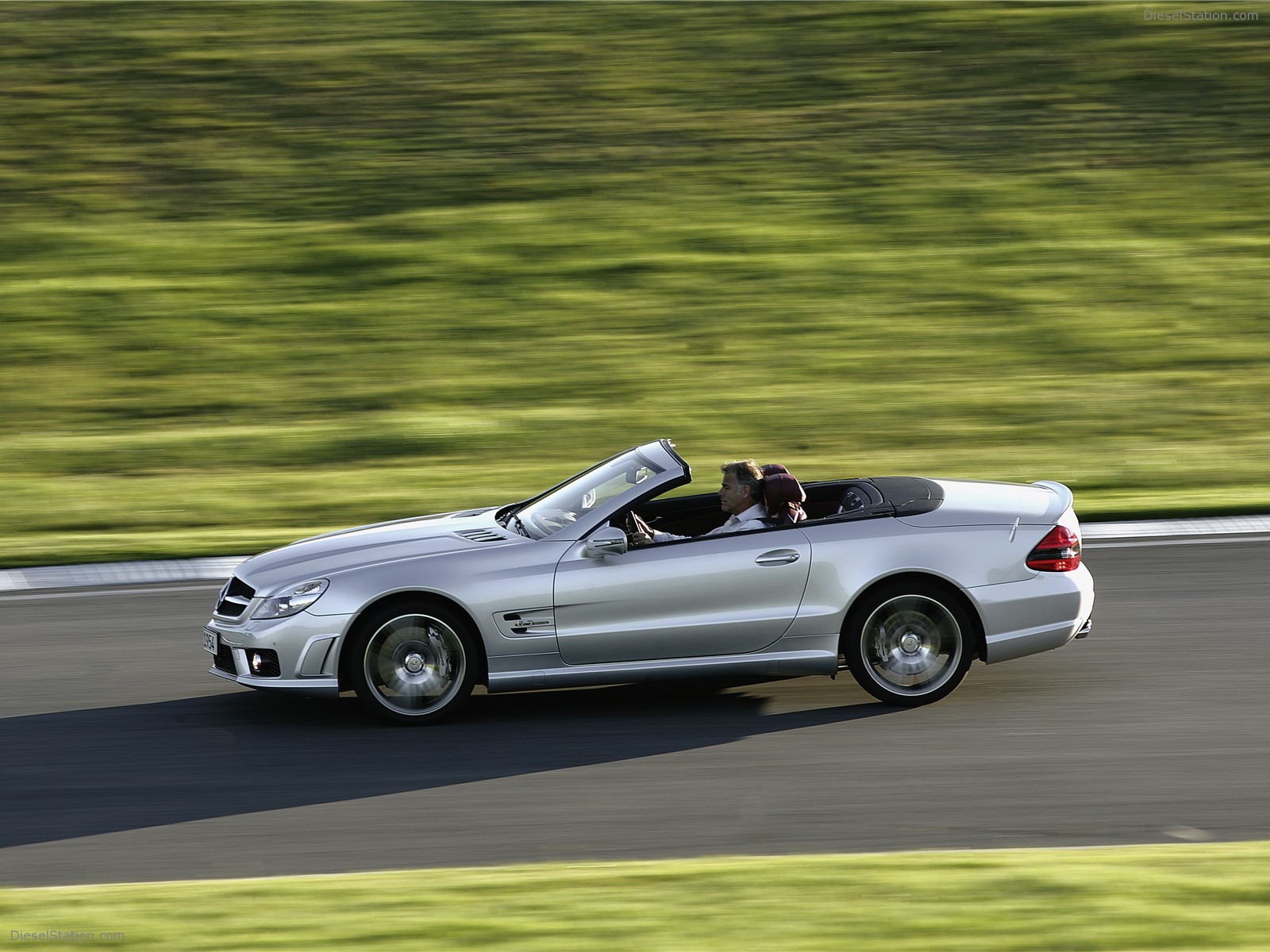 2009 Mercedes-Benz SL63 AMG