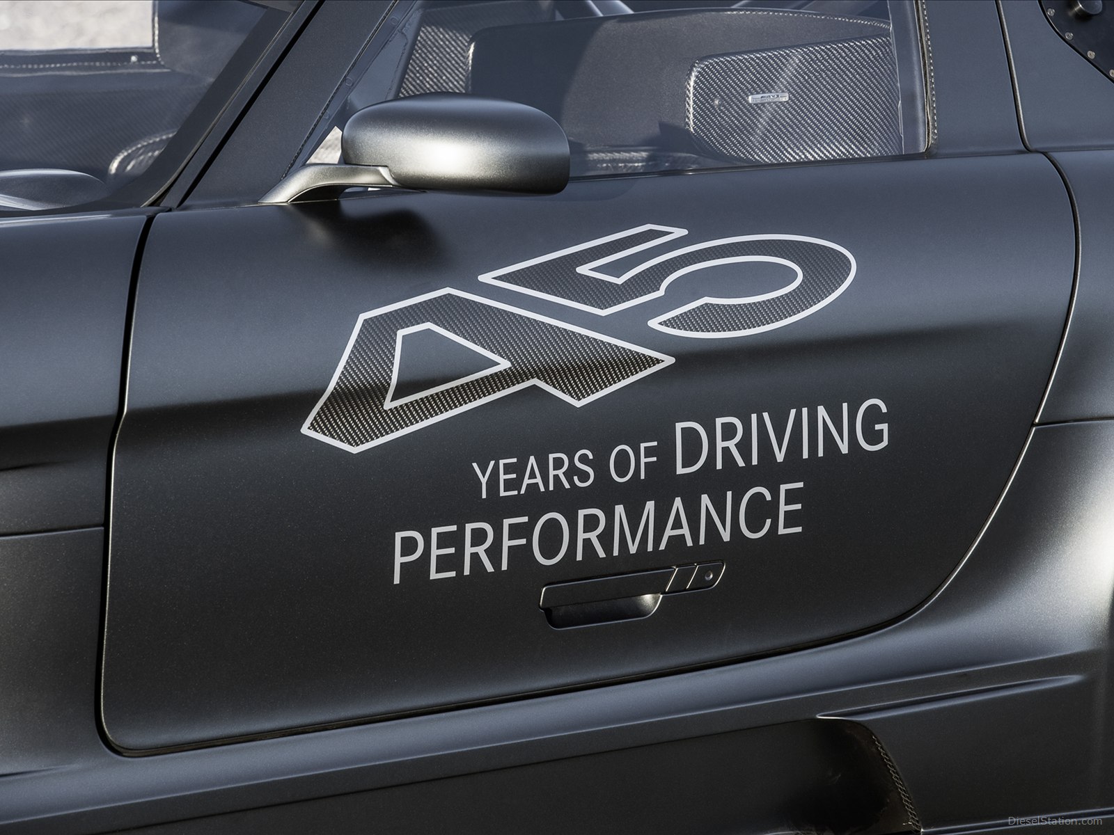 Mercedes-Benz SLS AMG GT3 45Th Anniversary 2013 Mercedes-Benz SLS AMG GT3 45Th Anniversary 2013