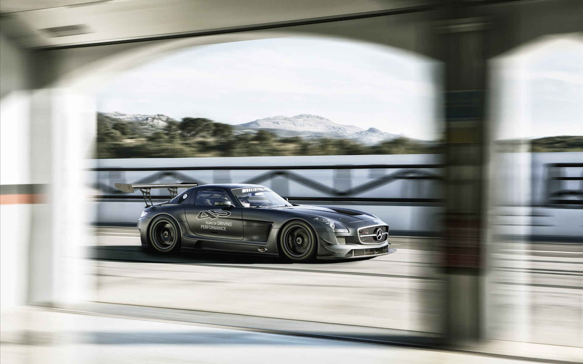 Mercedes-Benz SLS AMG GT3 45Th Anniversary 2013 Mercedes-Benz SLS AMG GT3 45Th Anniversary 2013