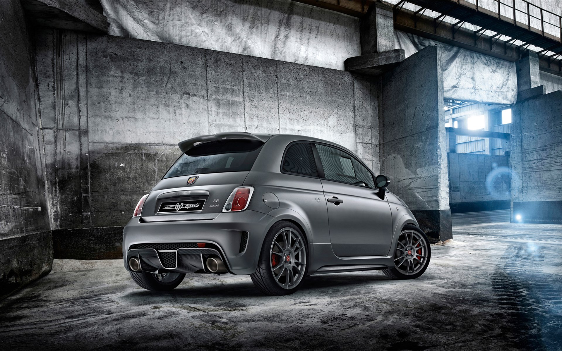 Fiat Abarth 695 Biposto 2014