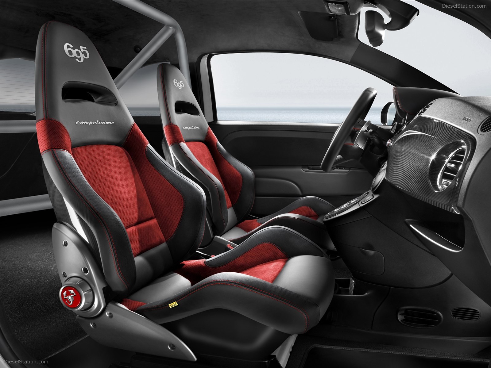 Abarth 695 Competizione 2012