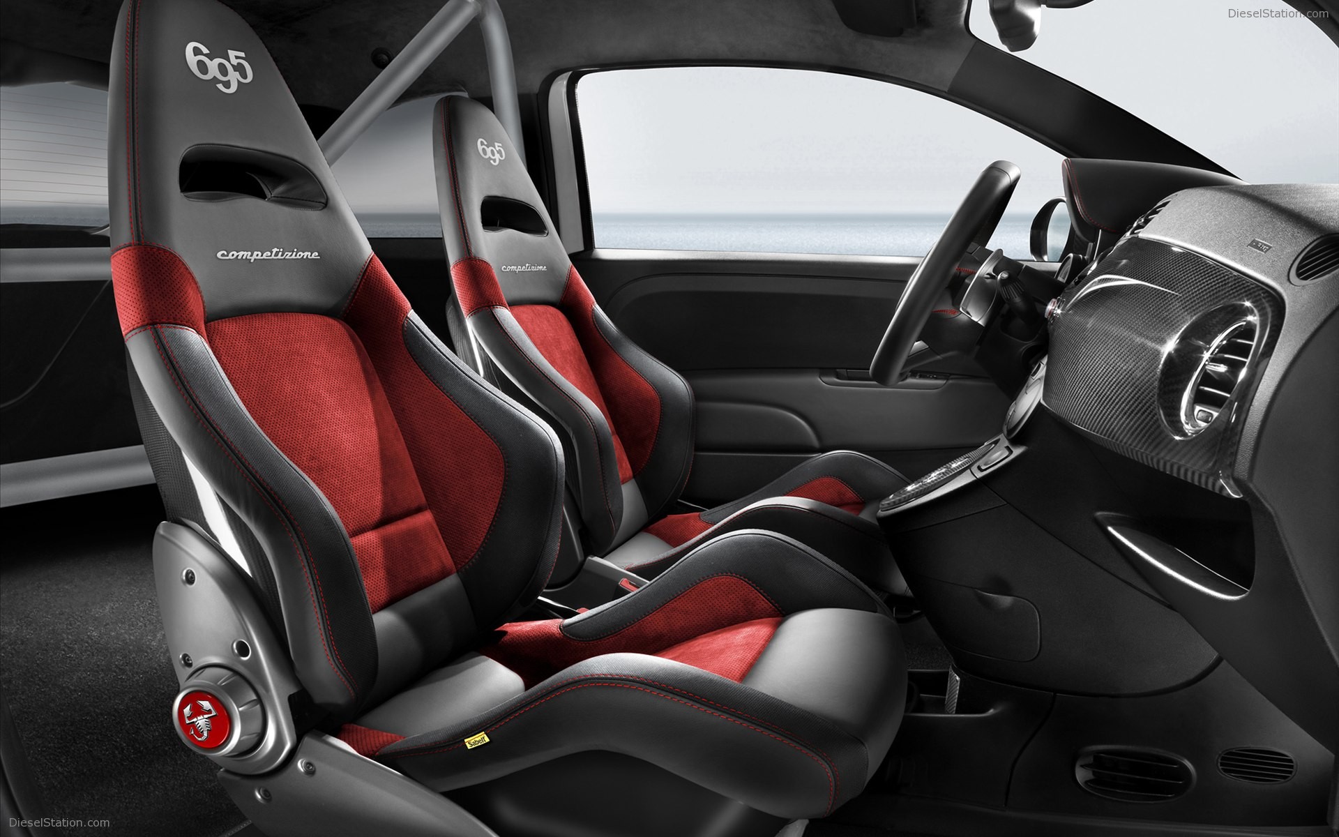 Abarth 695 Competizione 2012