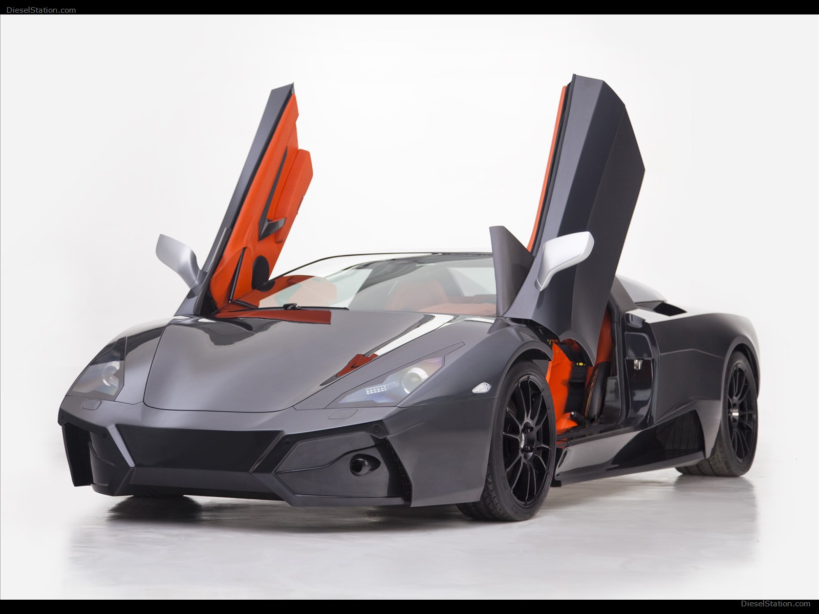 Arrinera Supercar 2013