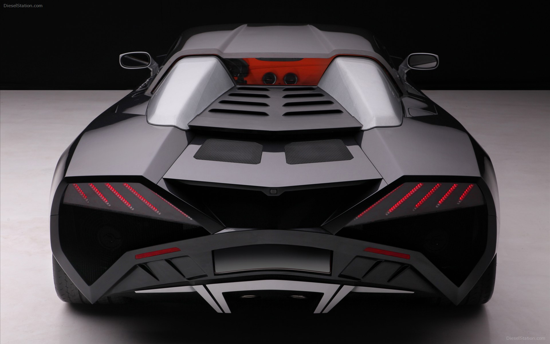 Arrinera Supercar 2013