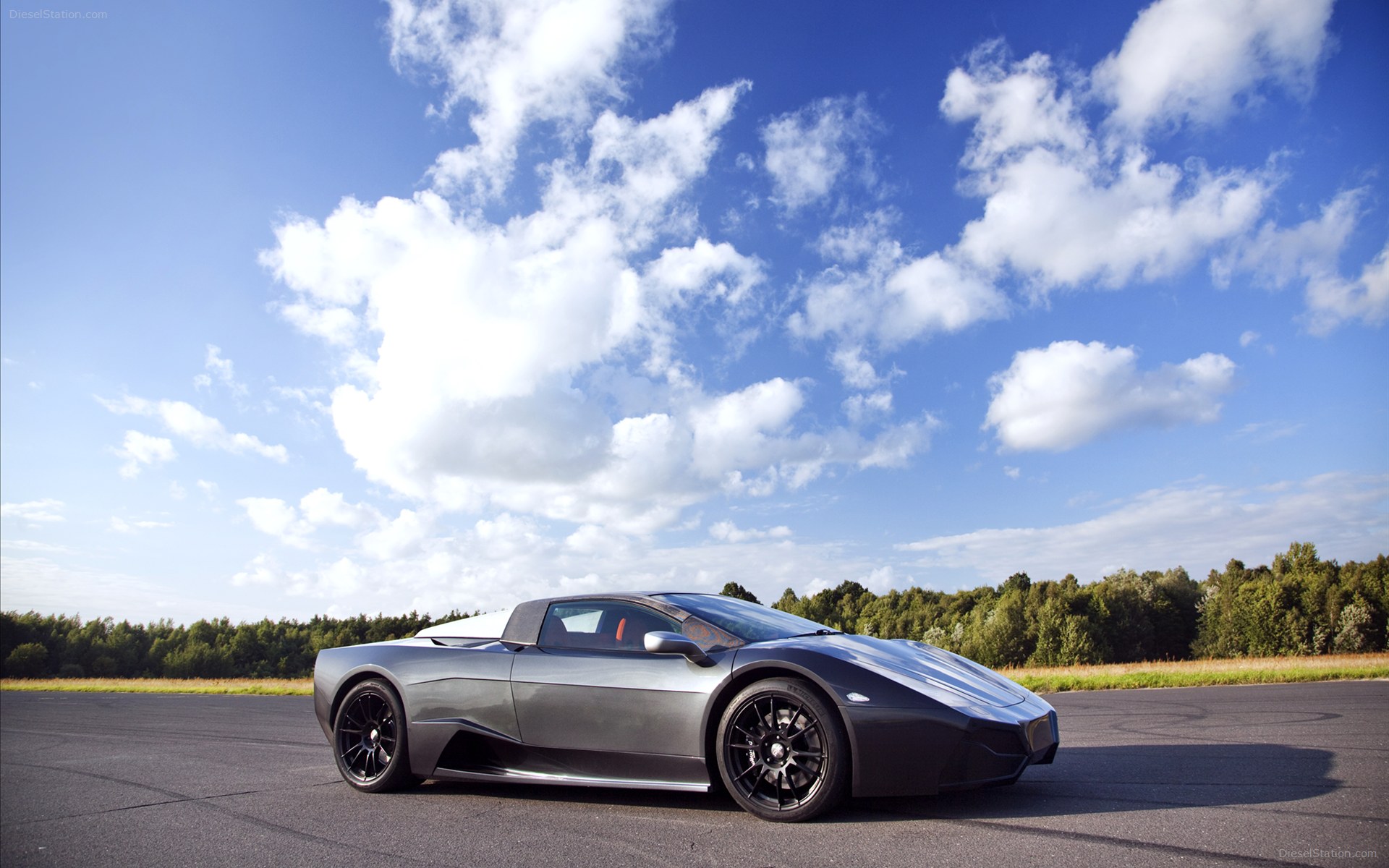 Arrinera Supercar 2013
