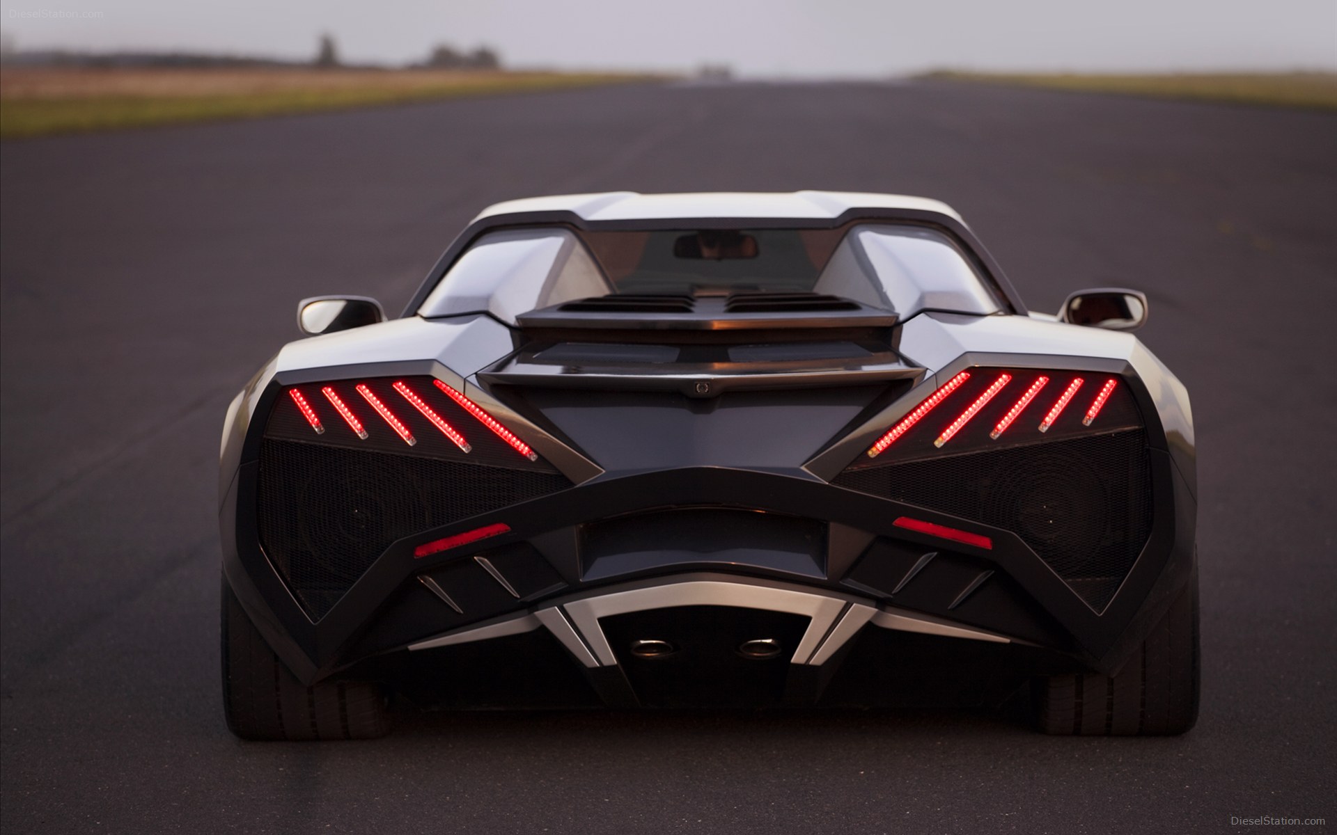 Arrinera Supercar 2013