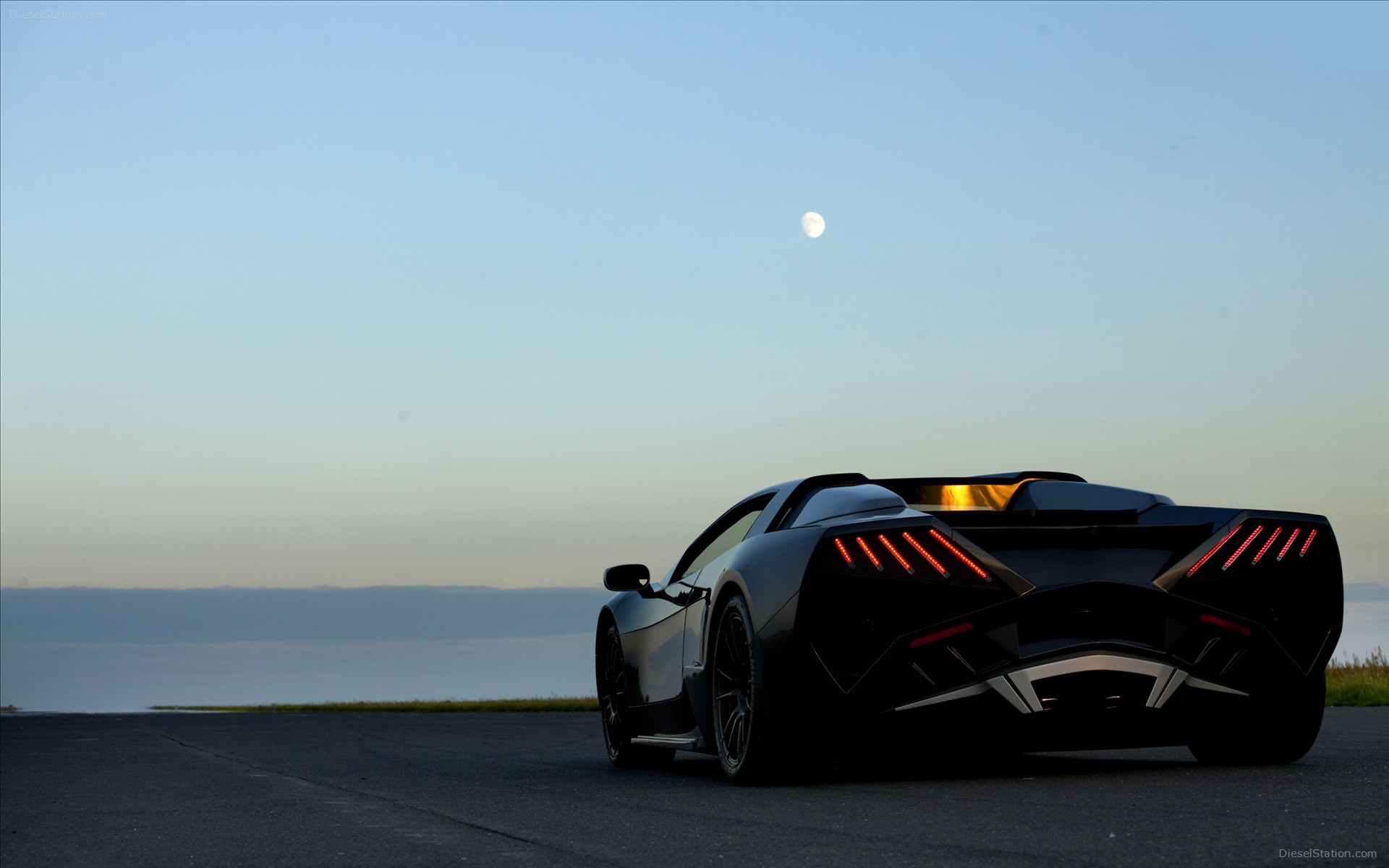 Arrinera Supercar 2013