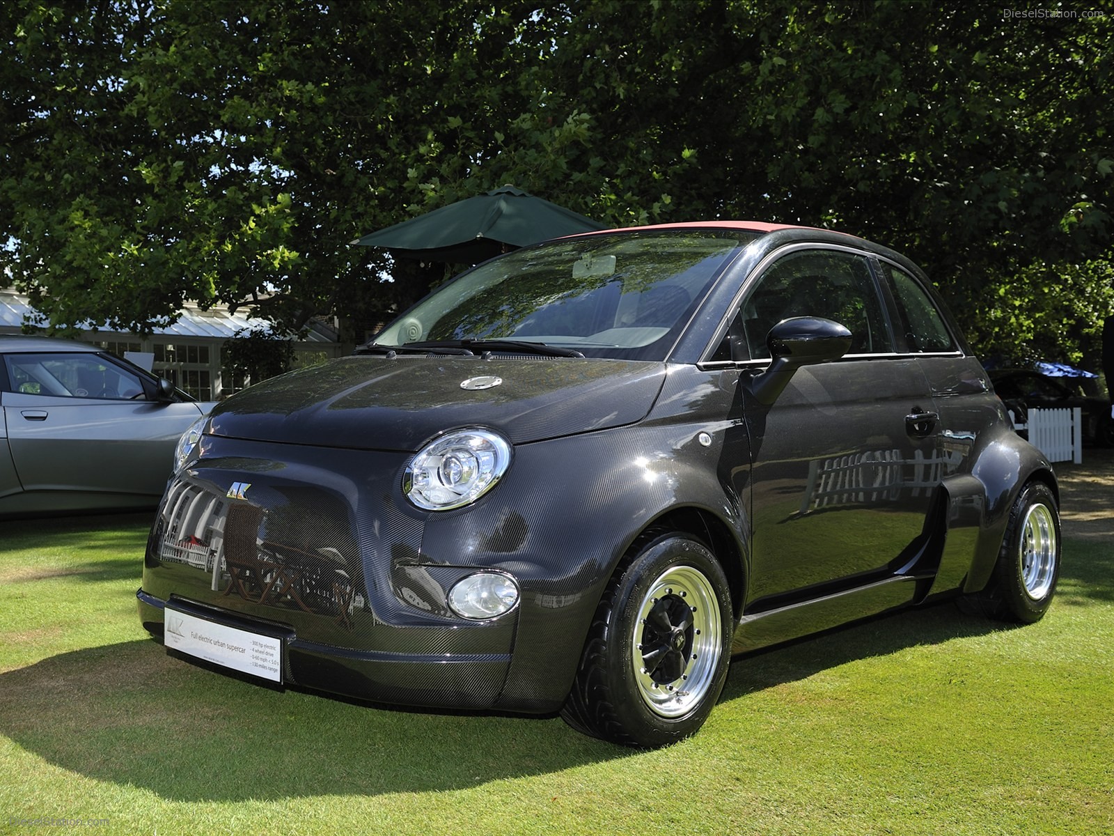 Abrath Atomik 500 at Salon Prive 2010