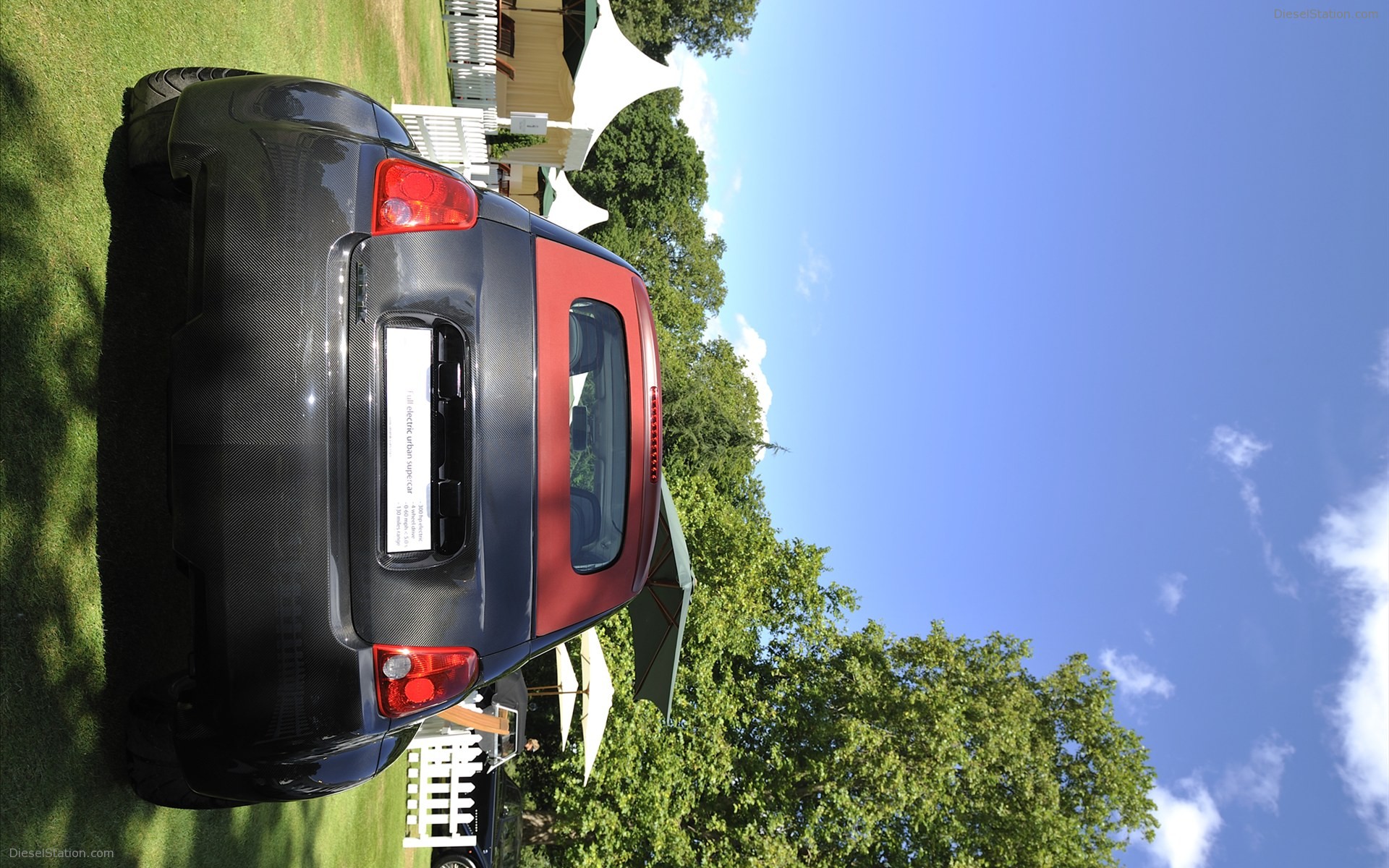 Abrath Atomik 500 at Salon Prive 2010