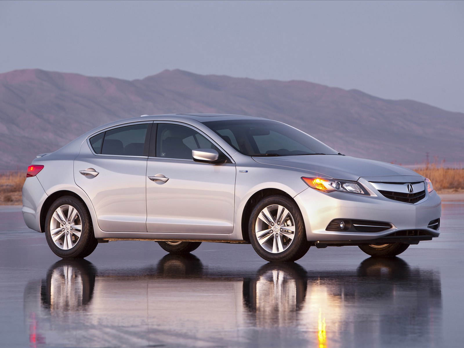 Acura ILX Hybrid 2014
