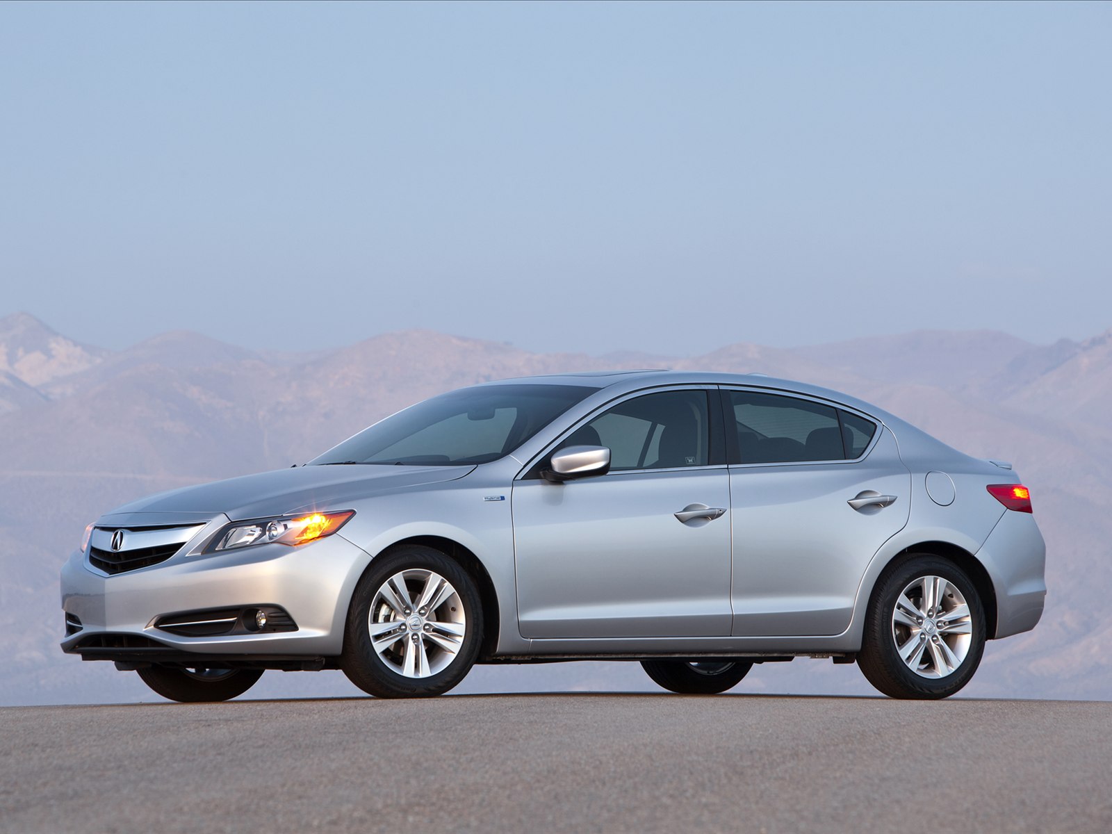 Acura ILX Hybrid 2014