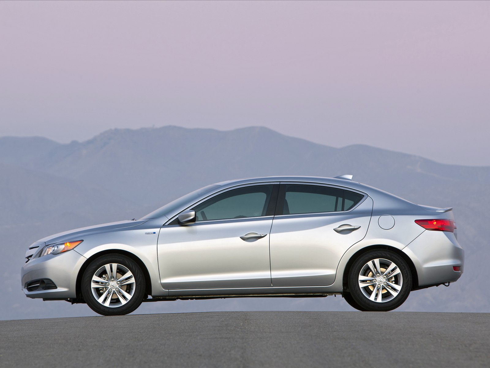 Acura ILX Hybrid 2014