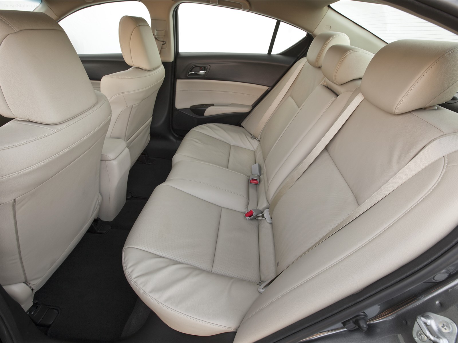 Acura ILX Sedan 2013