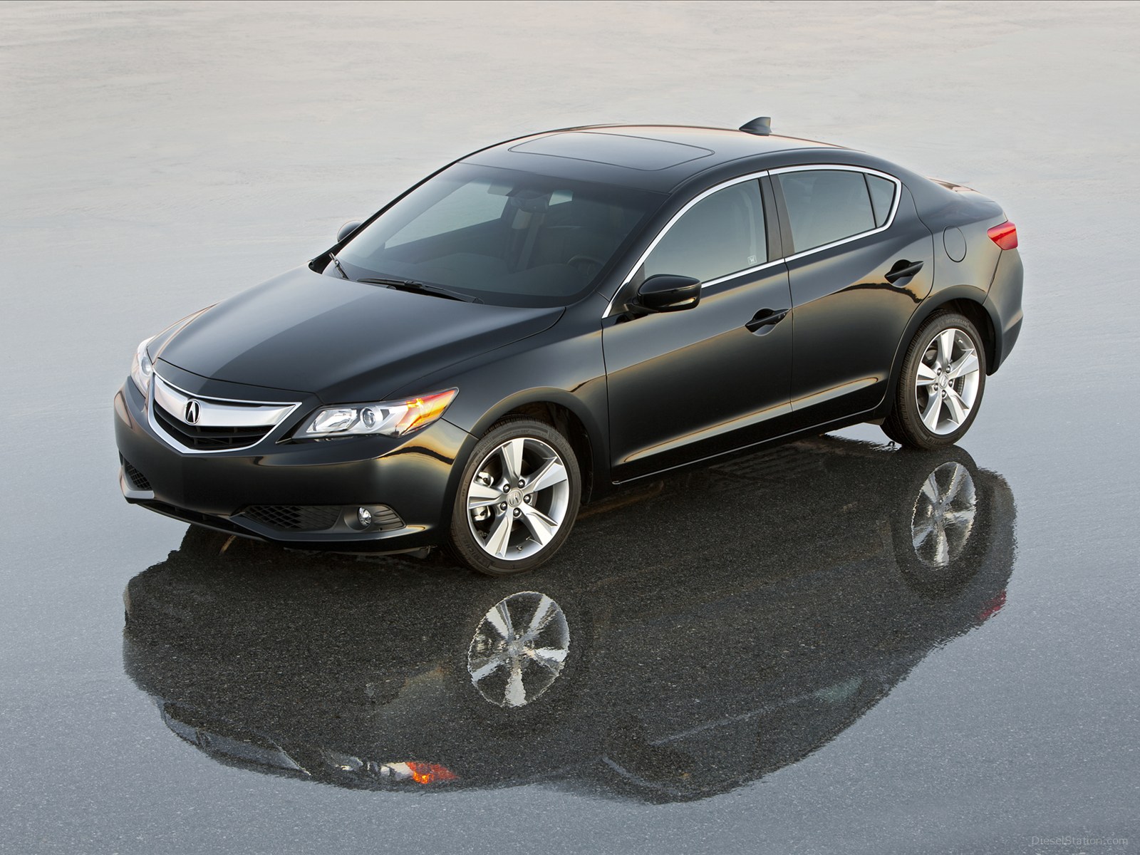 Acura ILX Sedan 2013