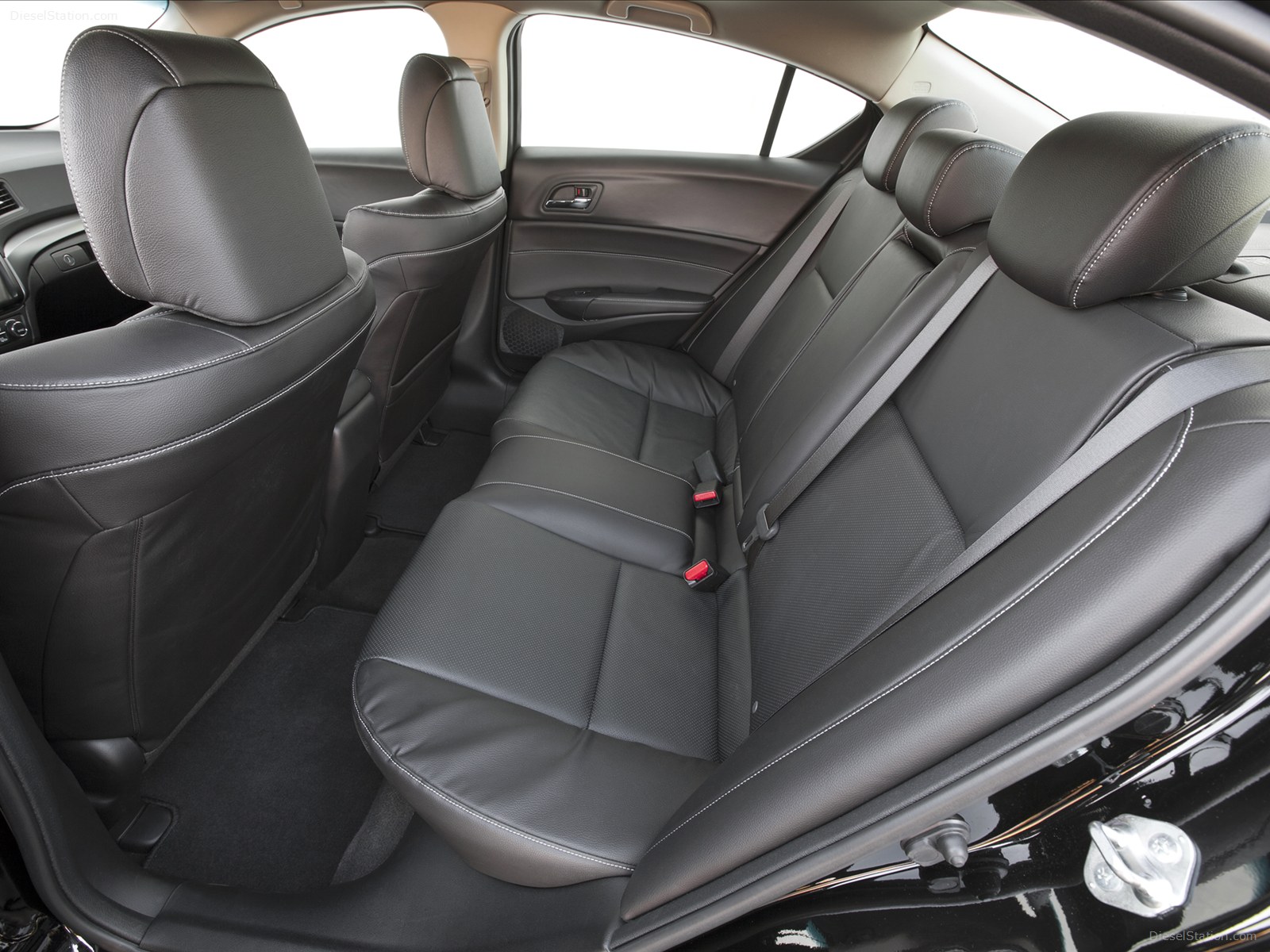 Acura ILX Sedan 2013