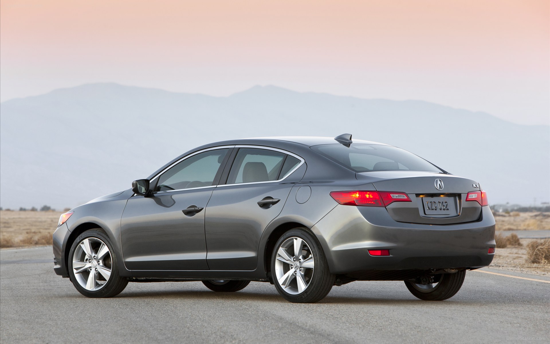 Acura ILX Sedan 2013