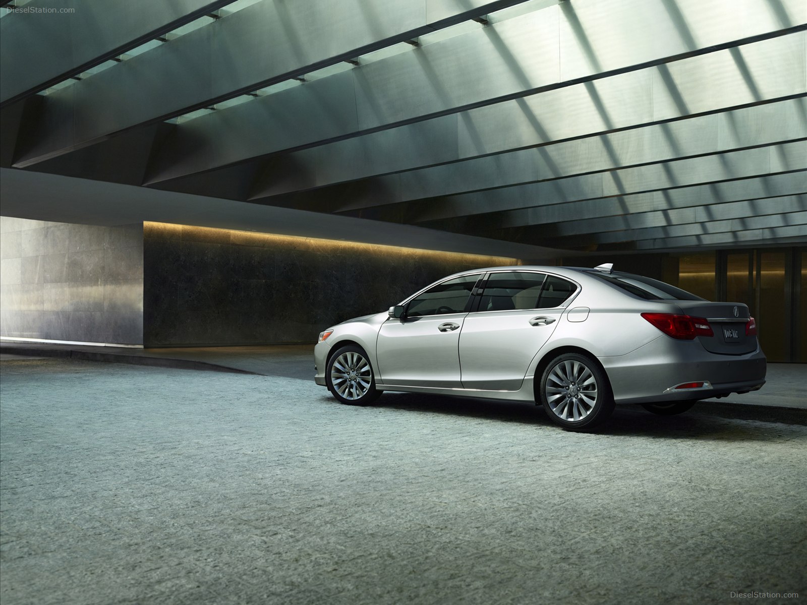 Acura RLX 2014