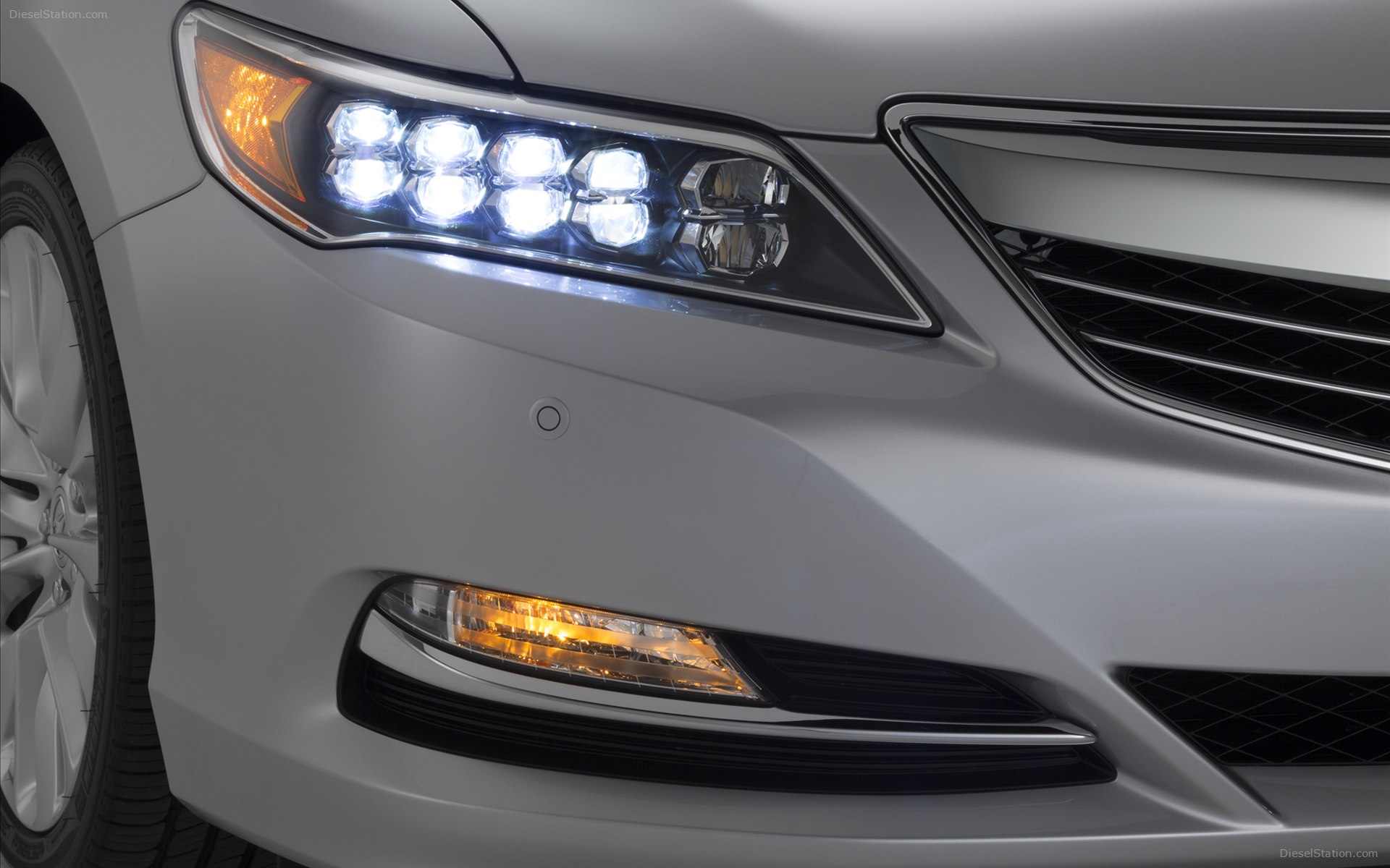 Acura RLX 2014