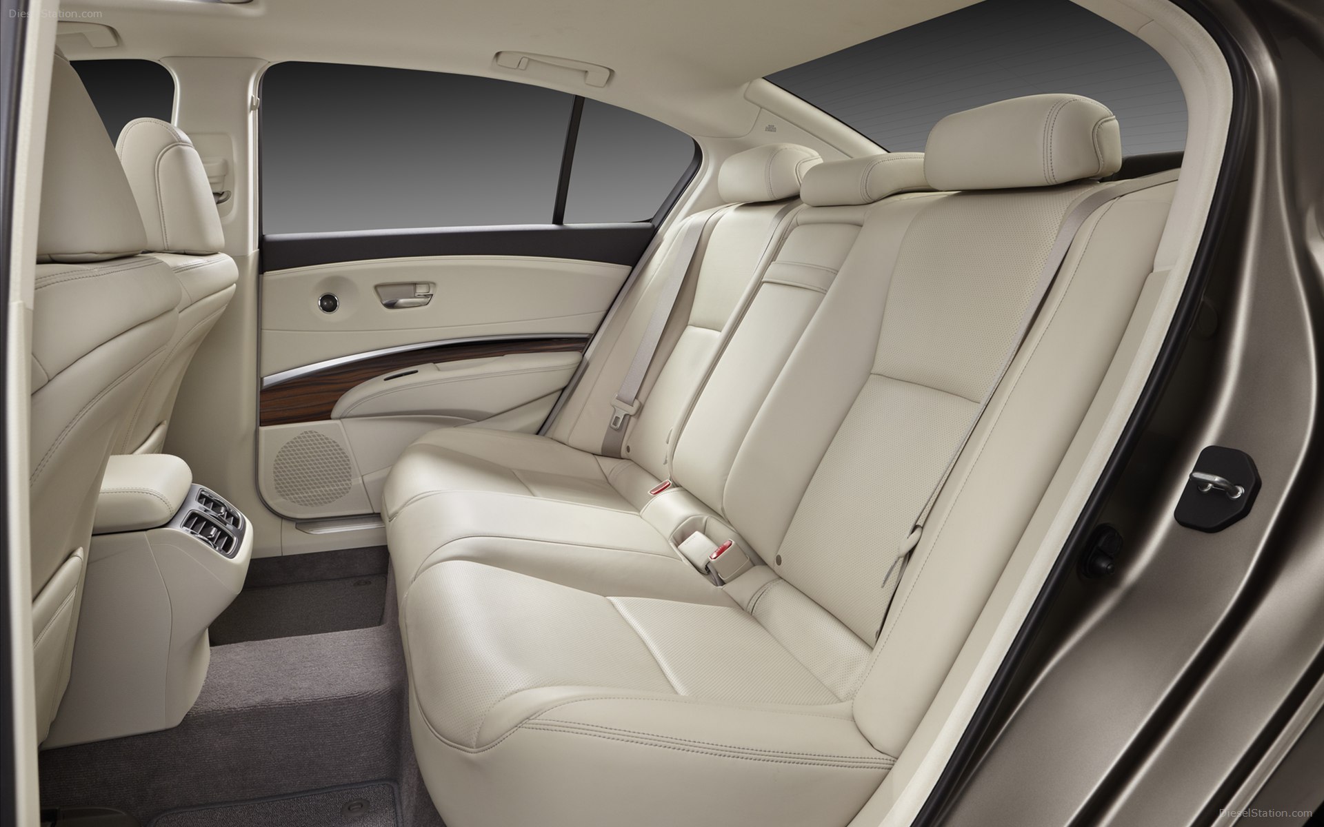 Acura RLX 2014