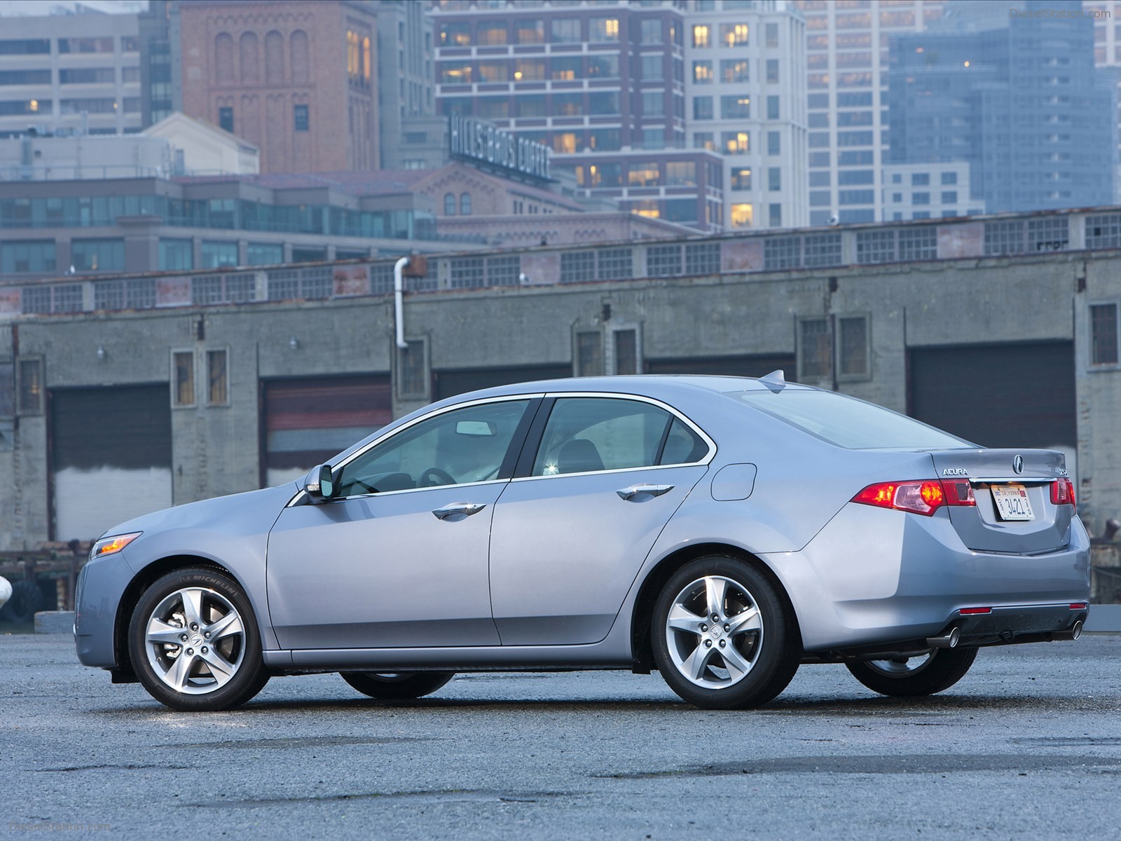 Acura TSX Sedan 2011