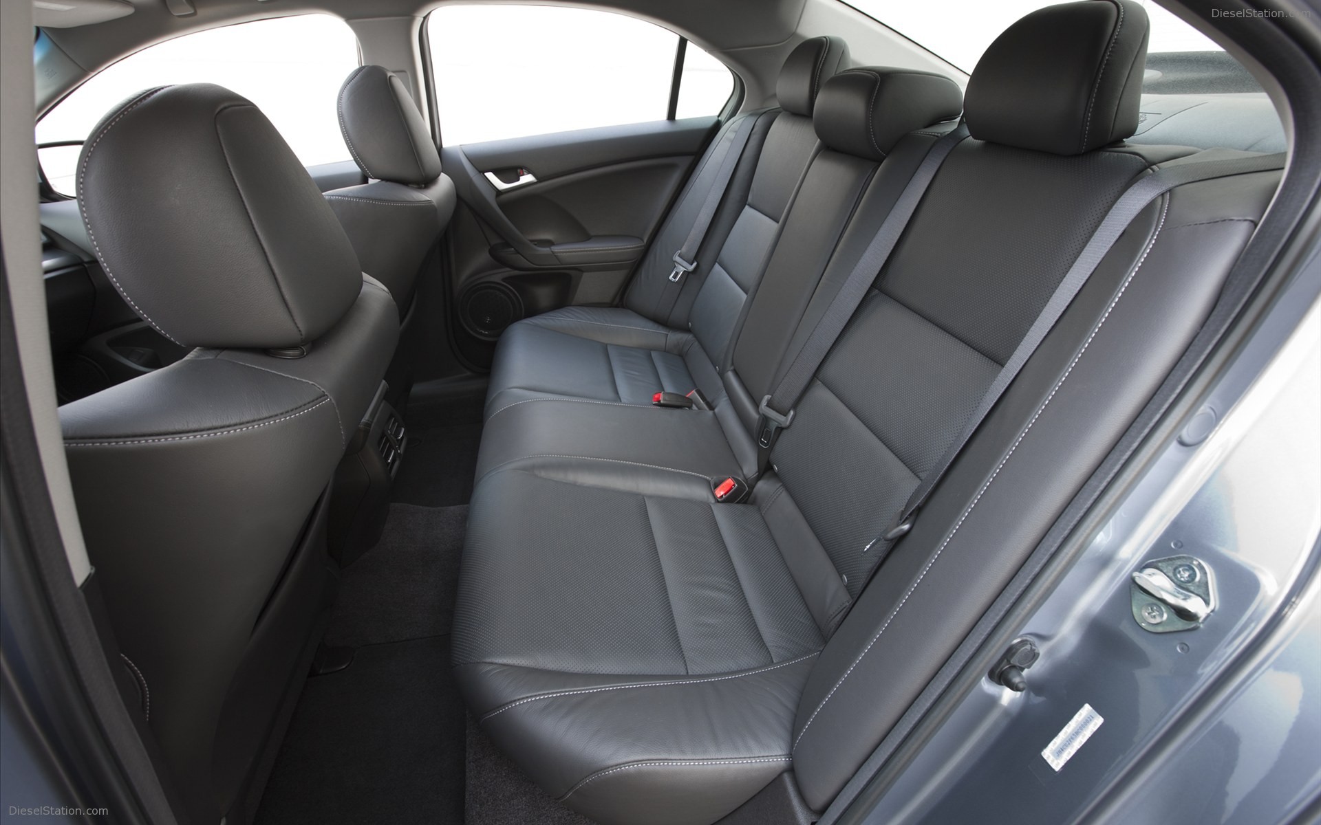 Acura TSX Sedan 2011