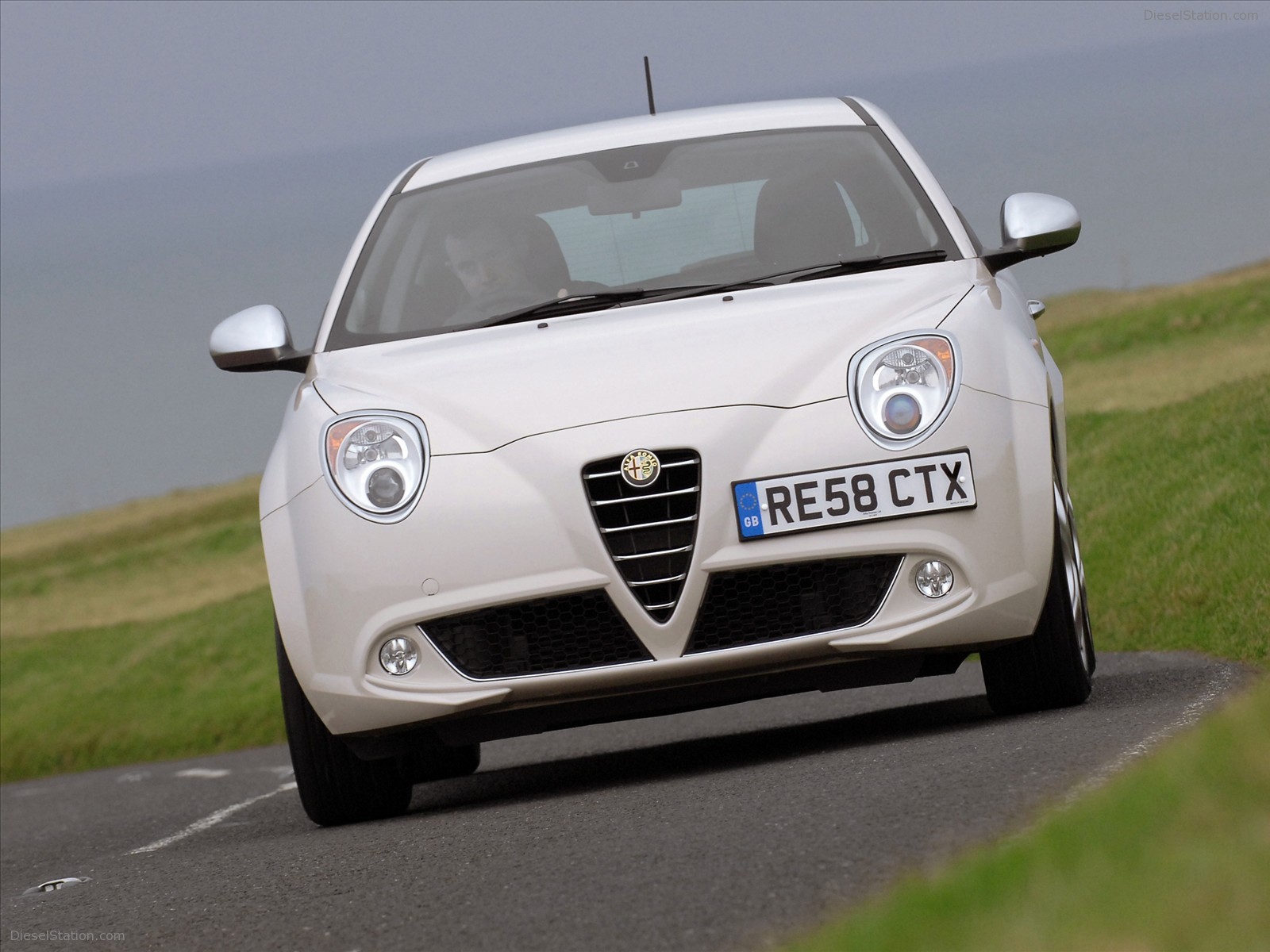 2009 Alfa Romeo Mito UK Version