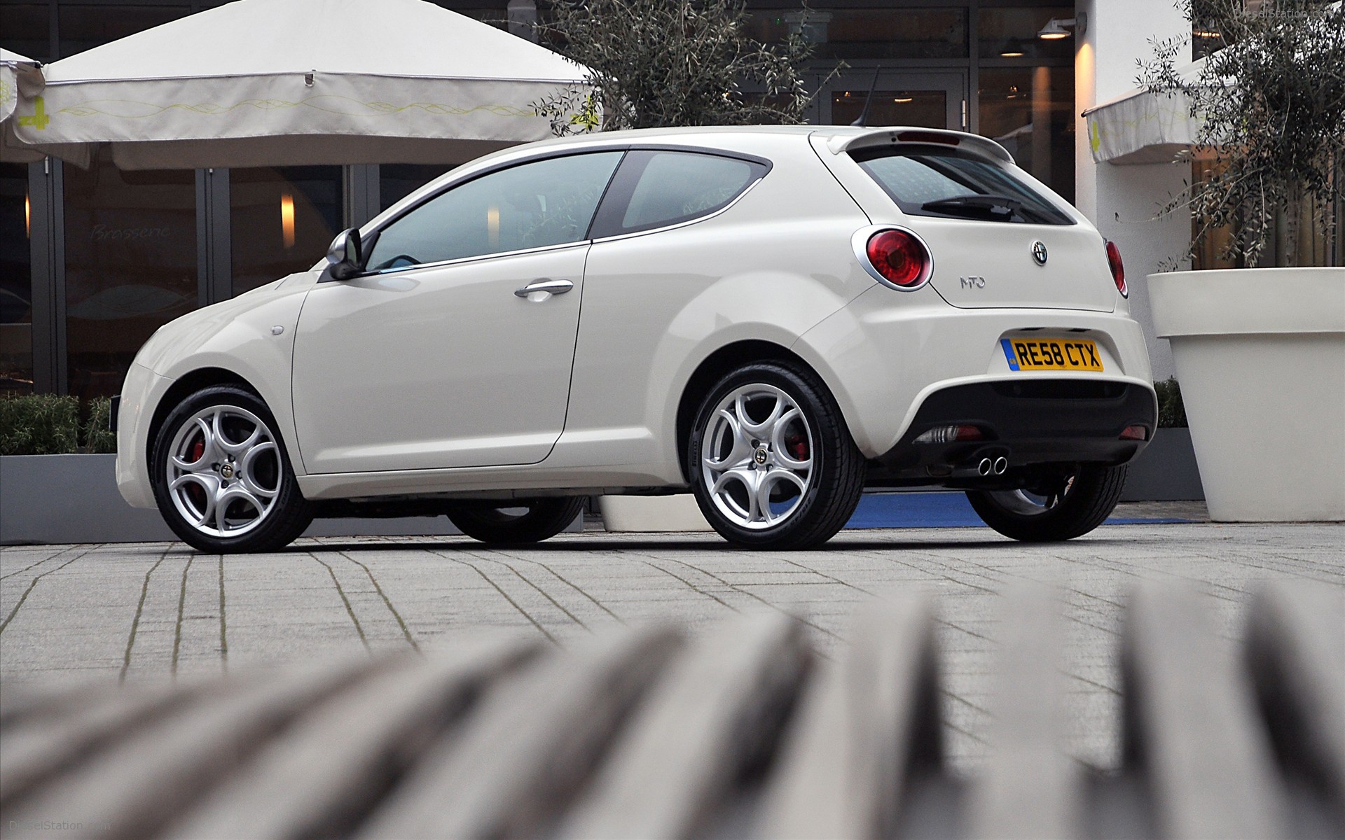 2009 Alfa Romeo Mito UK Version