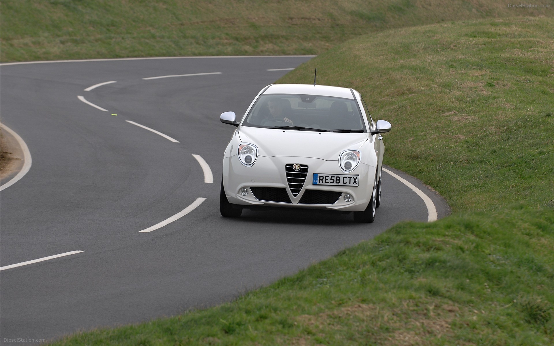 2009 Alfa Romeo Mito UK Version