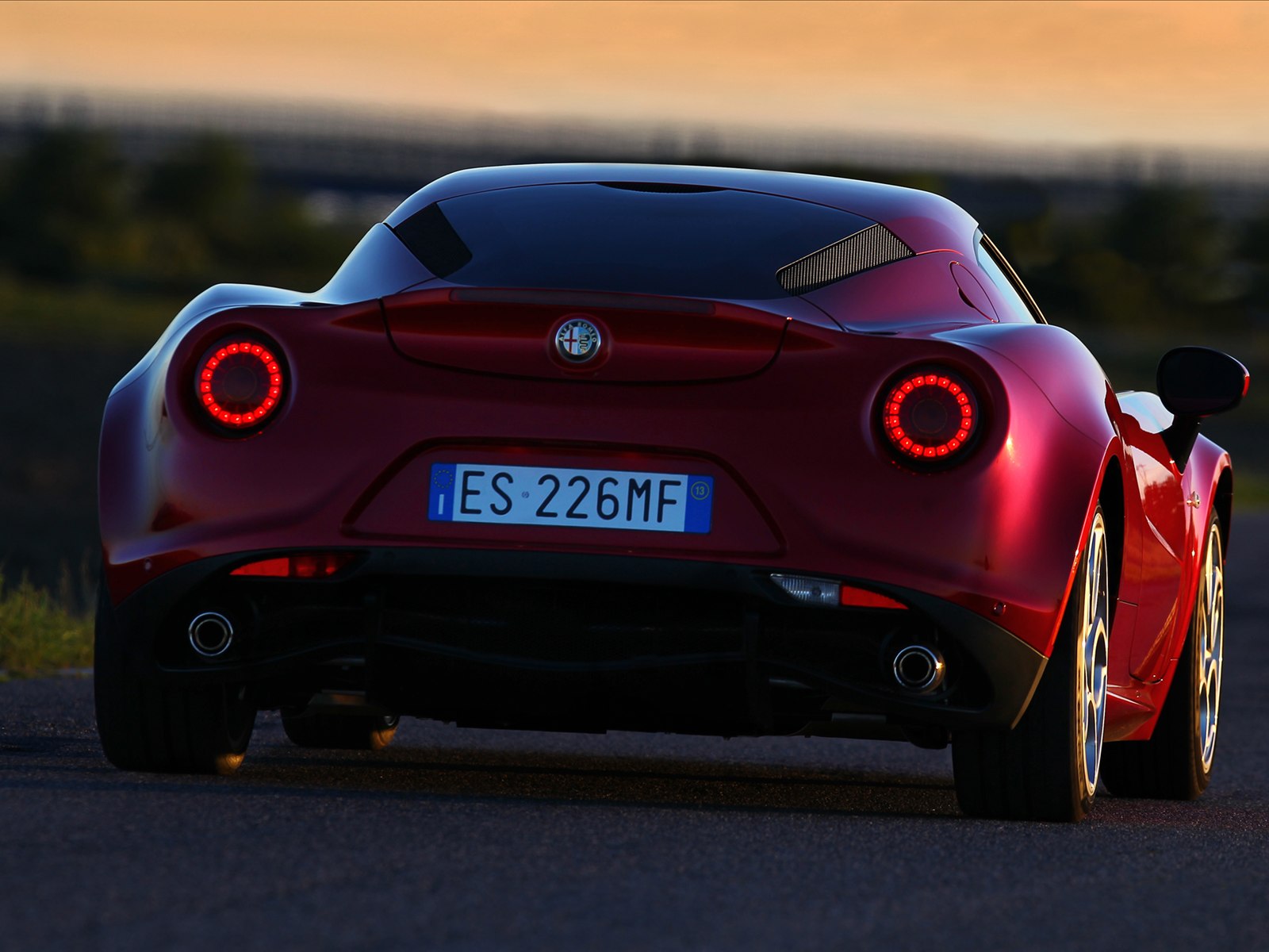 Alfa Romeo 4C 2014