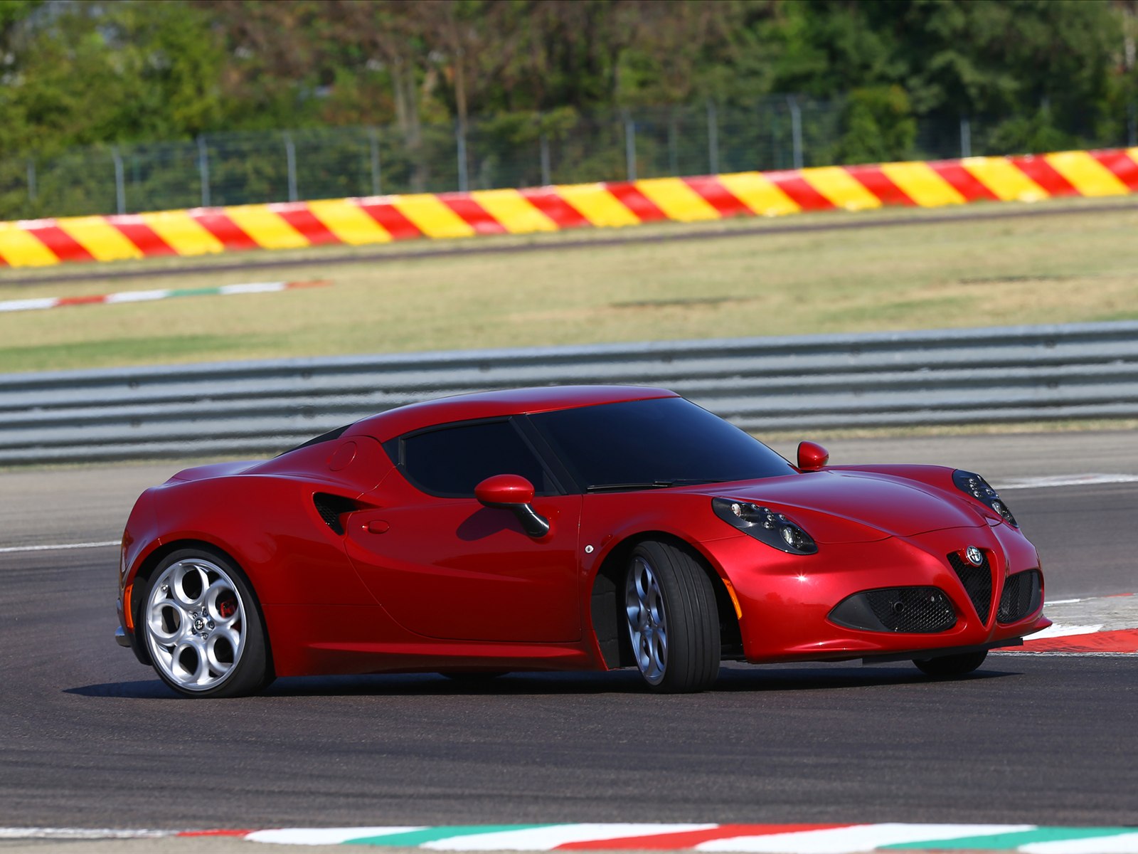 Alfa Romeo 4C 2014