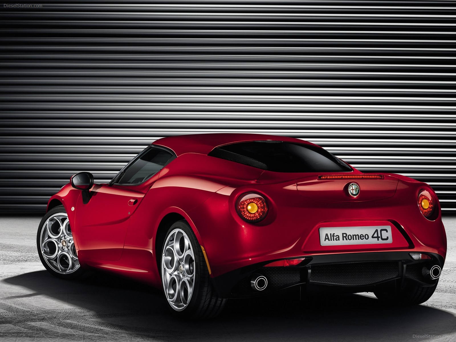 Alfa Romeo 4C 2014