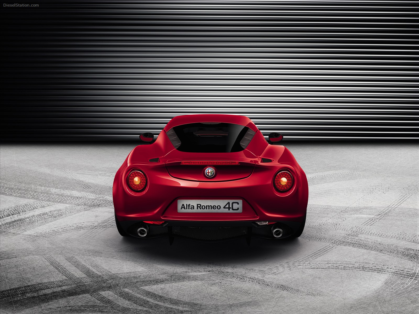 Alfa Romeo 4C 2014