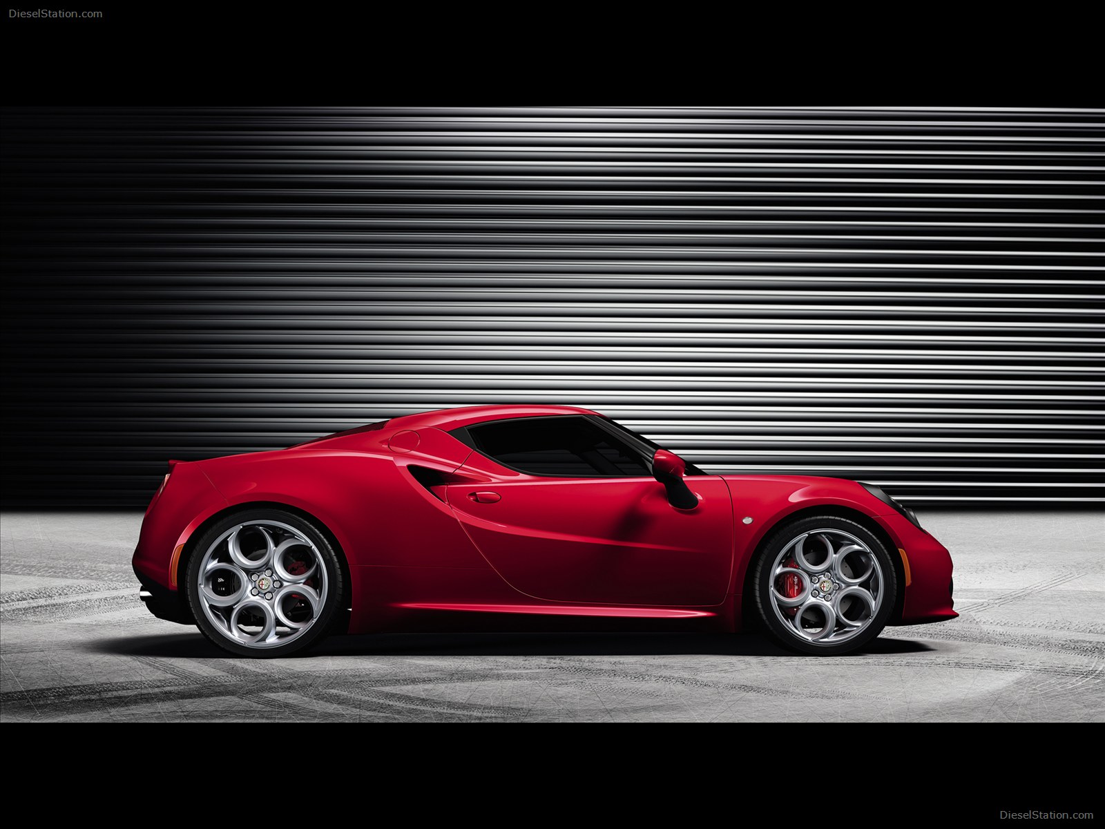 Alfa Romeo 4C 2014