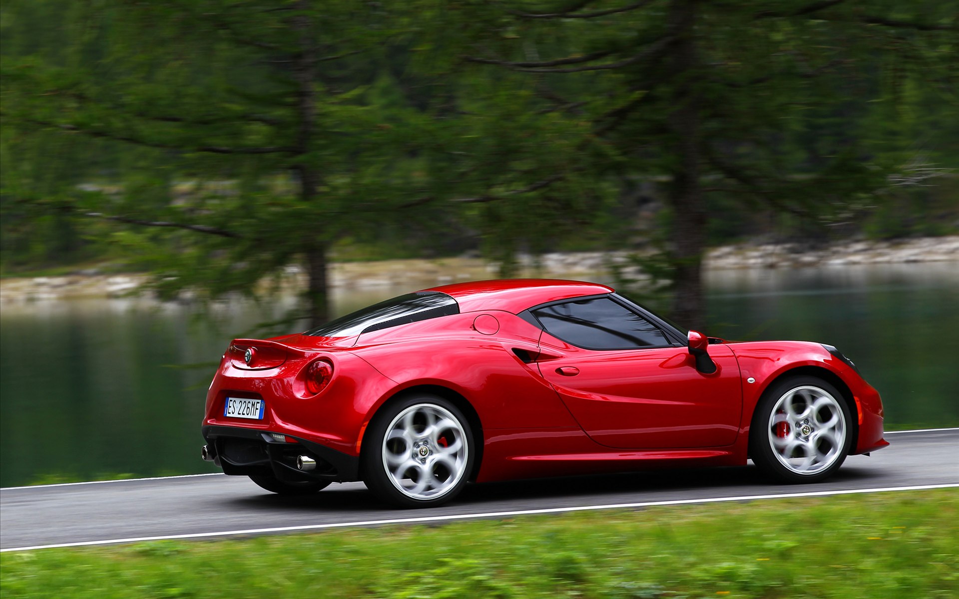 Alfa Romeo 4C 2014