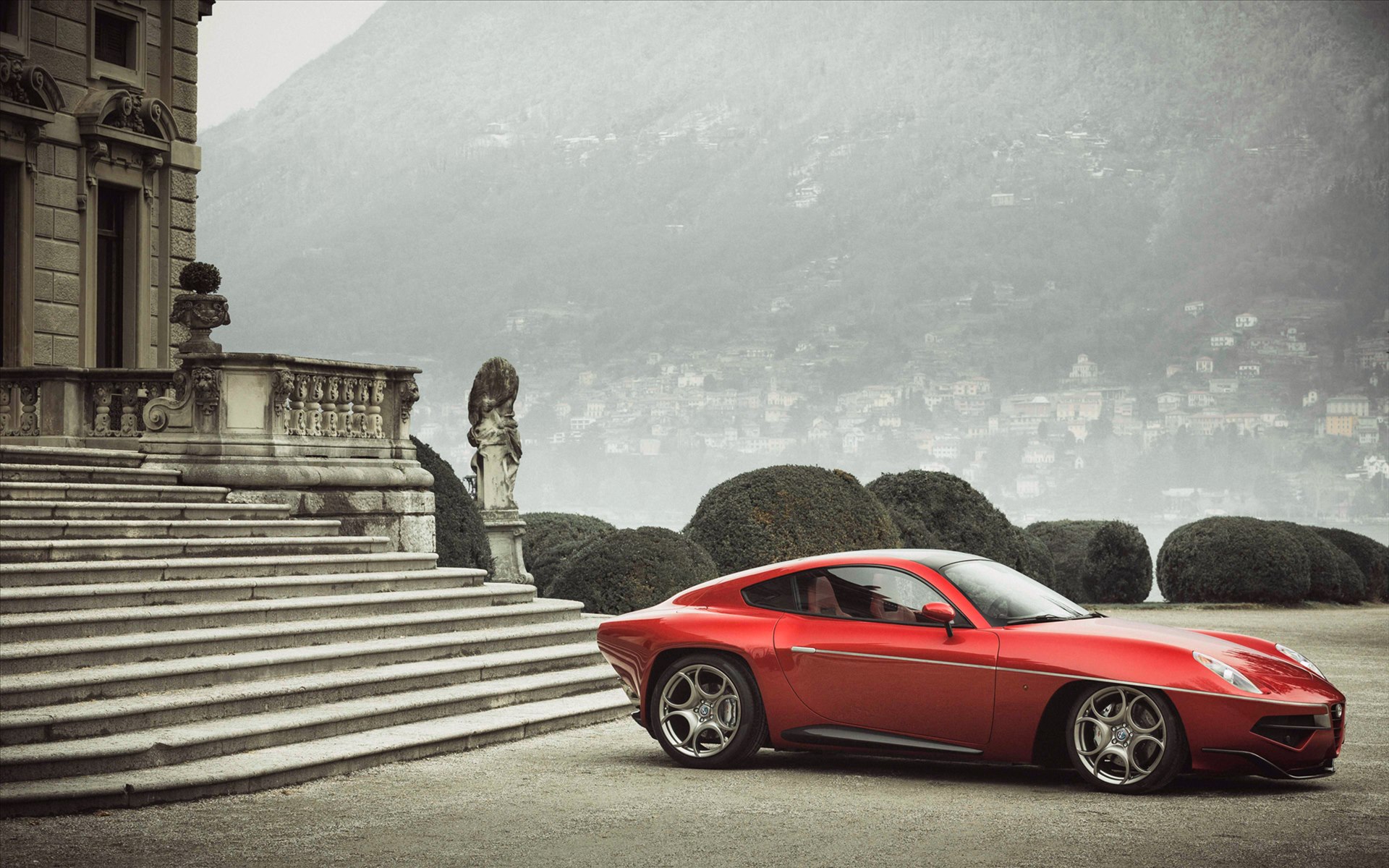 Alfa Romeo Disco Volante 2013