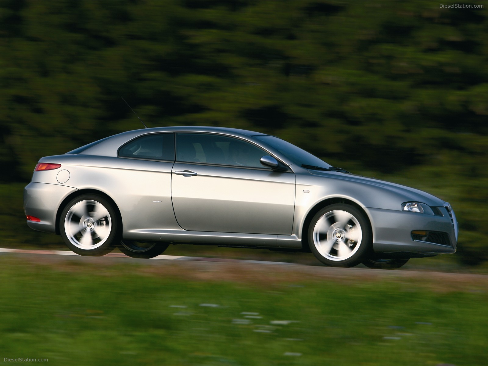 Alfa Romeo GT Q2