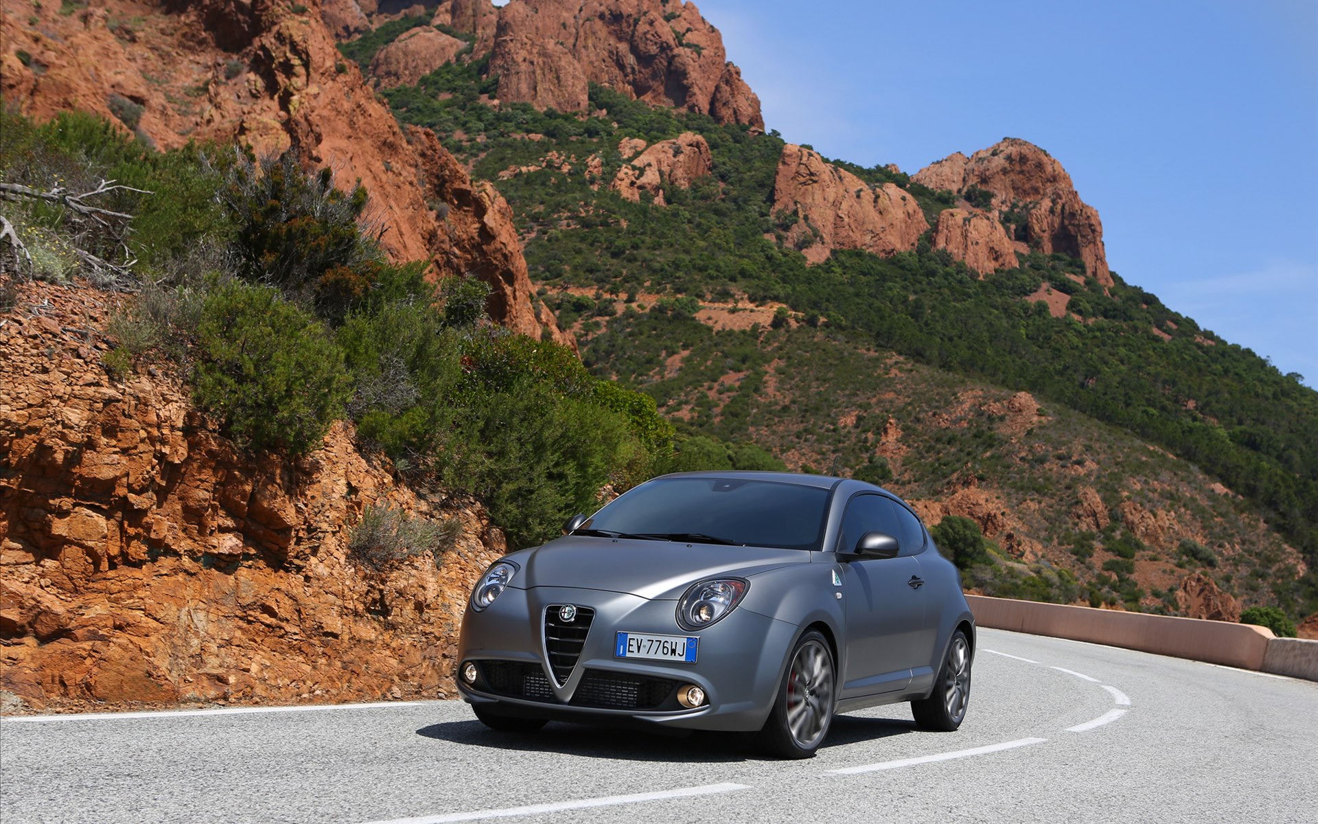 Alfa Romeo MiTi Quadrifoglio Verde 2014