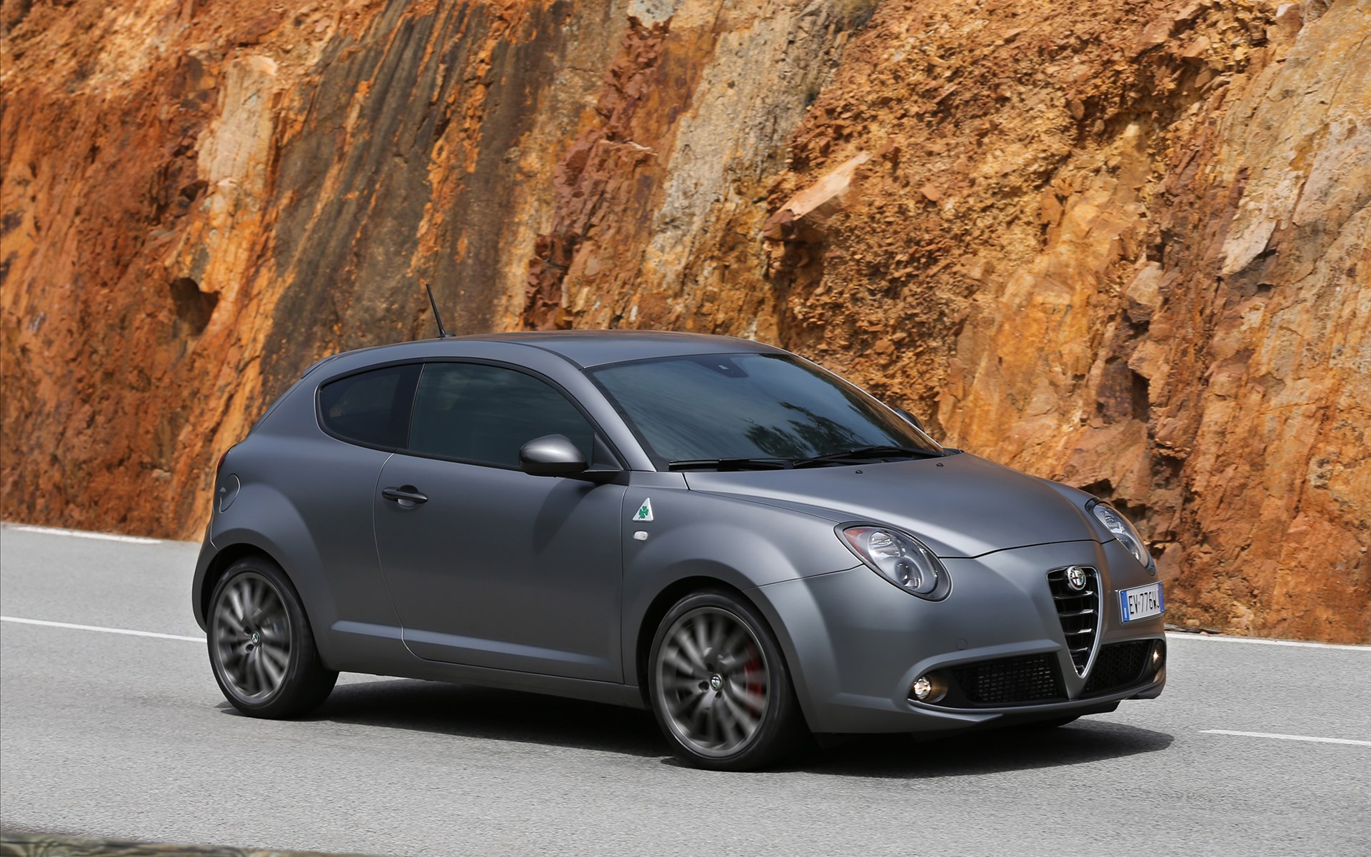 Alfa Romeo MiTi Quadrifoglio Verde 2014