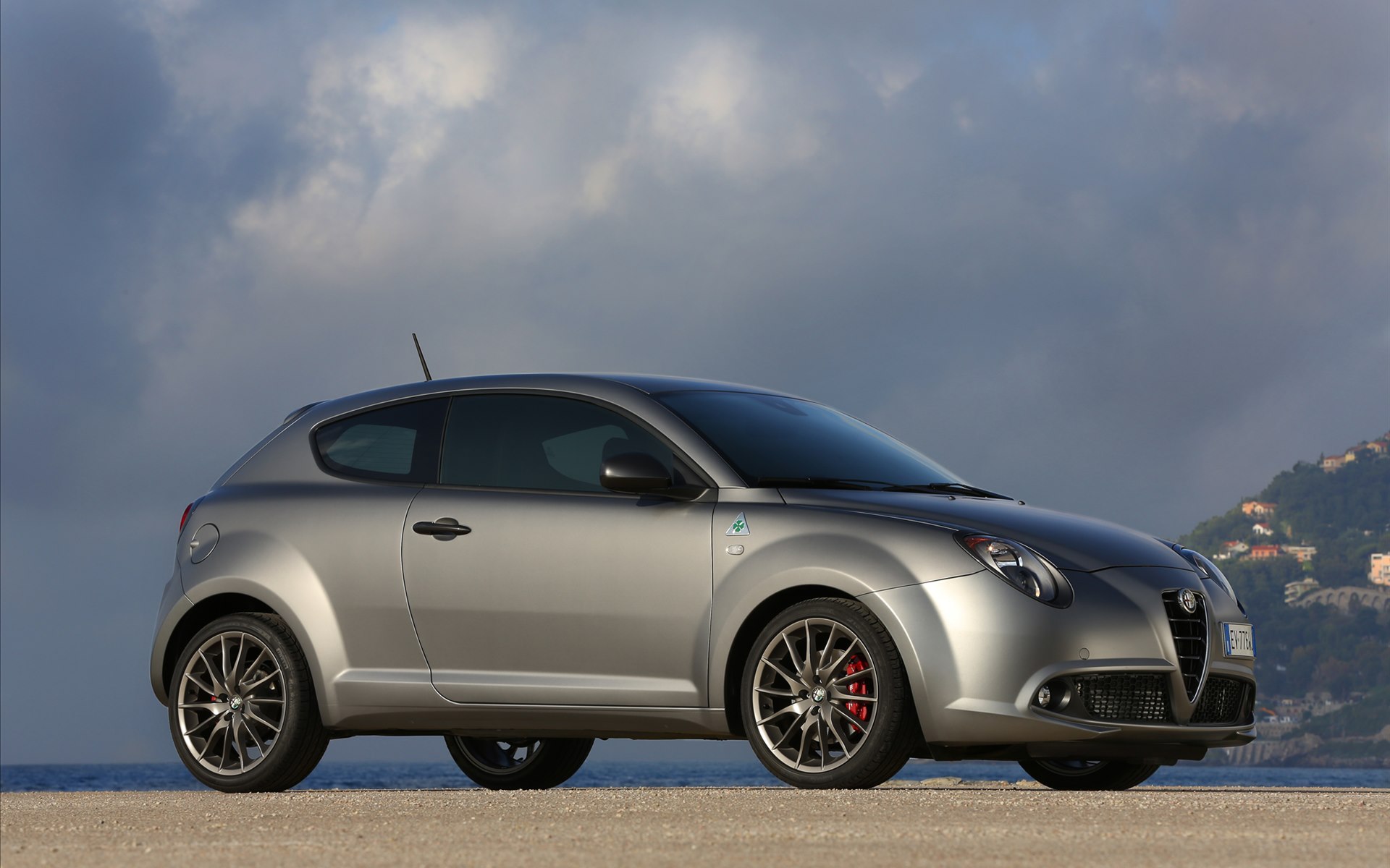 Alfa Romeo MiTi Quadrifoglio Verde 2014