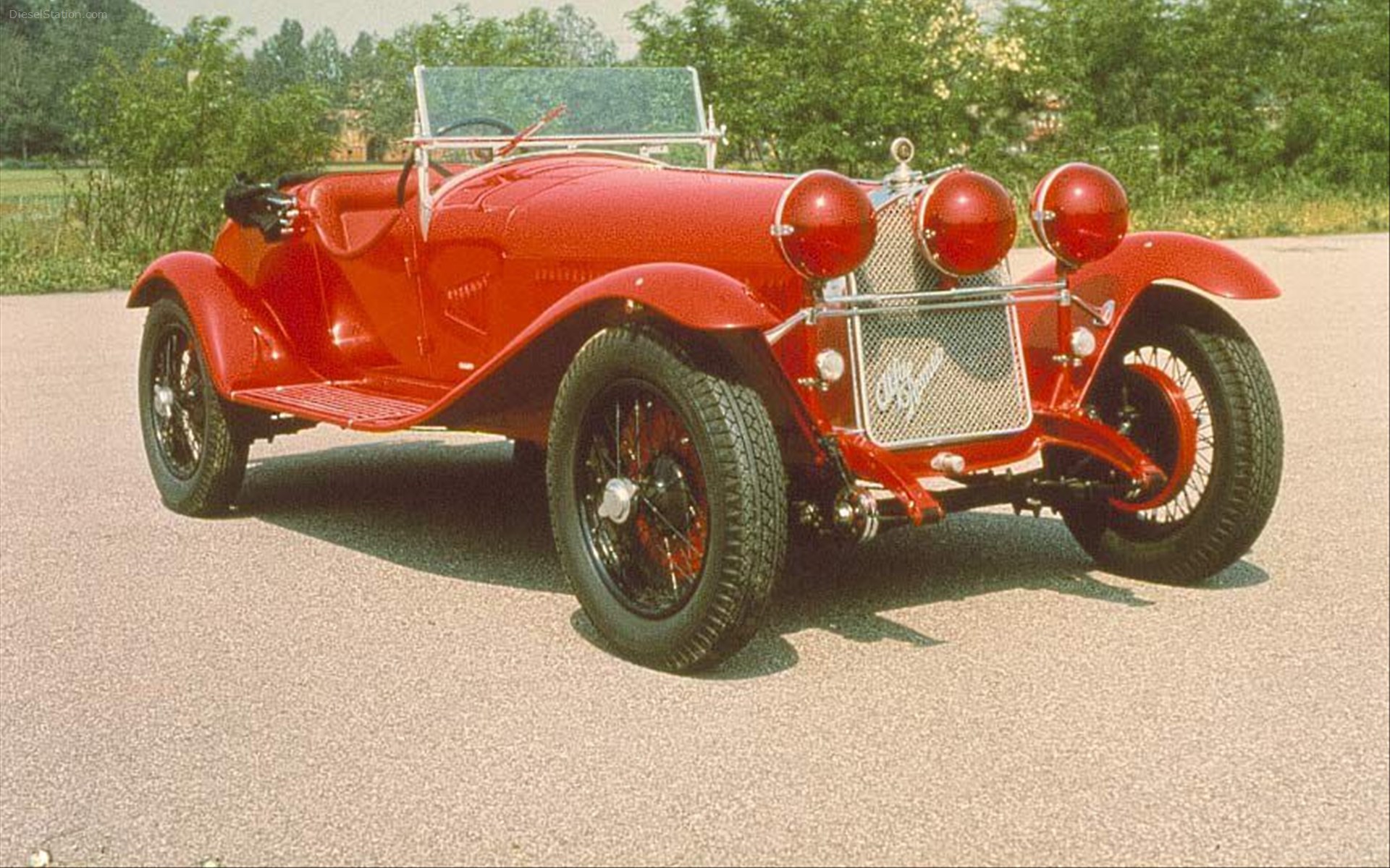 Alfa Romeo - Mille Miglia 2012 Revival Parade